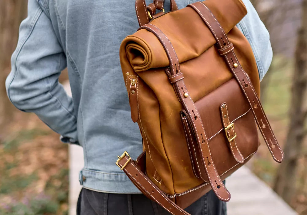 Men's Handbags vs. Backpacks: Which is Better?