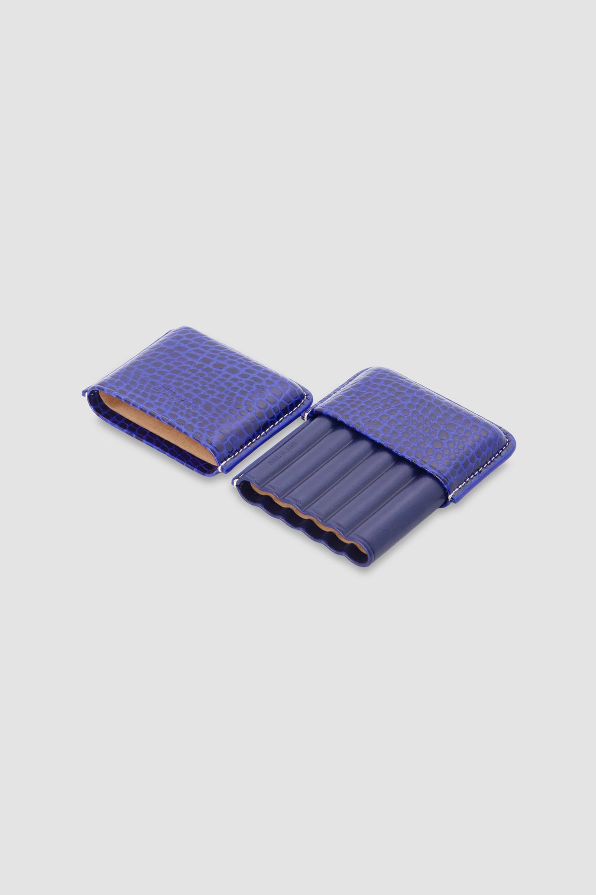 Jemar Blue Embossed Compact Leather Cigar Case