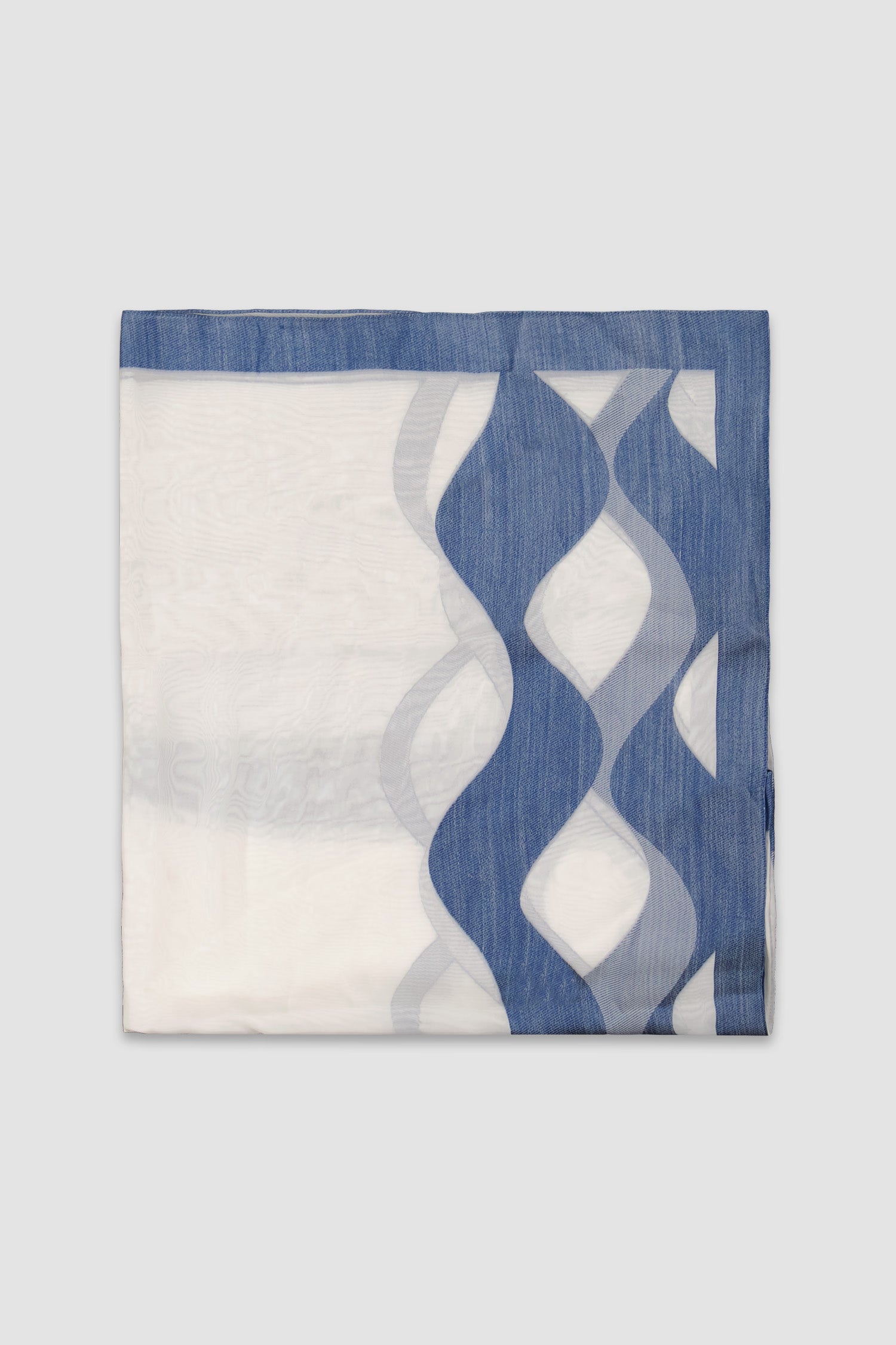Como Silks White/Blue Waves Rosso