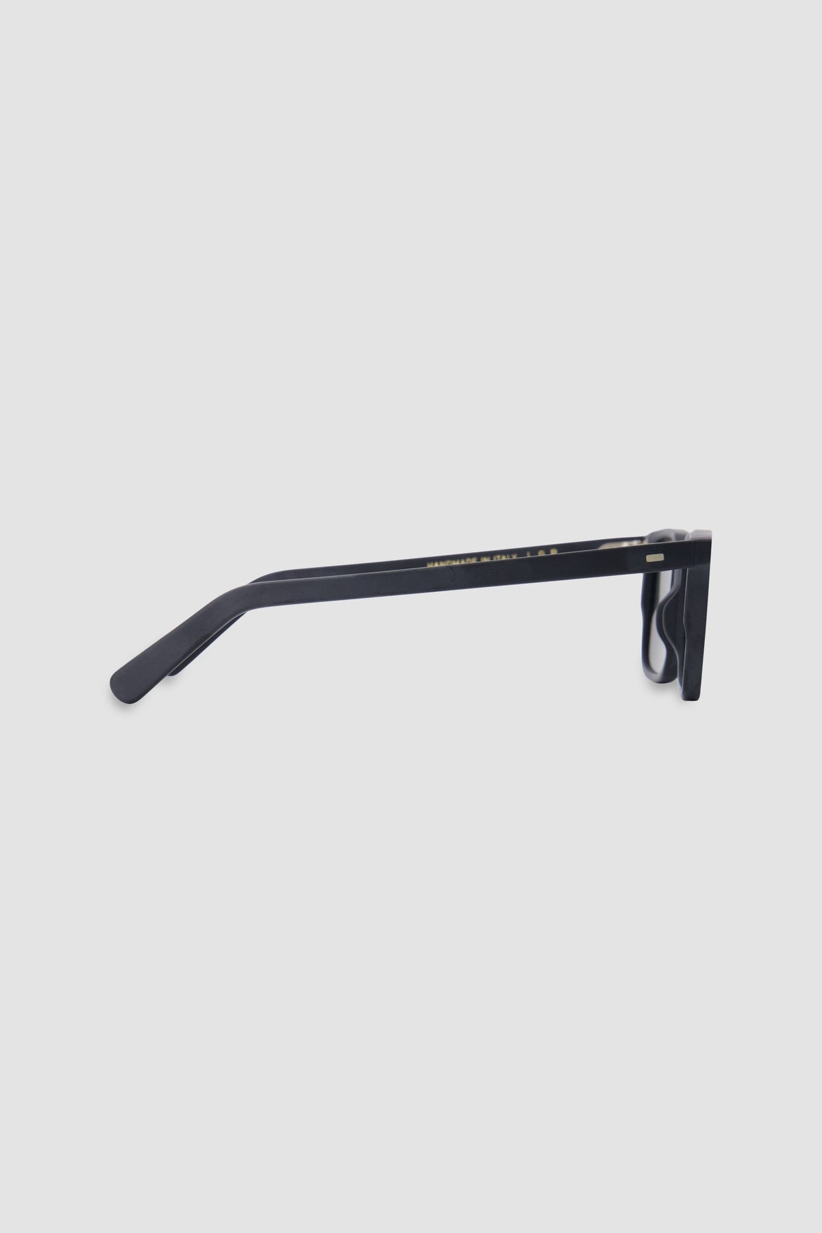 L.G.R Black Suez Matt Sunglasses