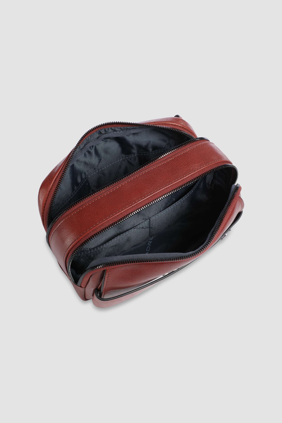 Piquadro Rust Leather Wristlet
