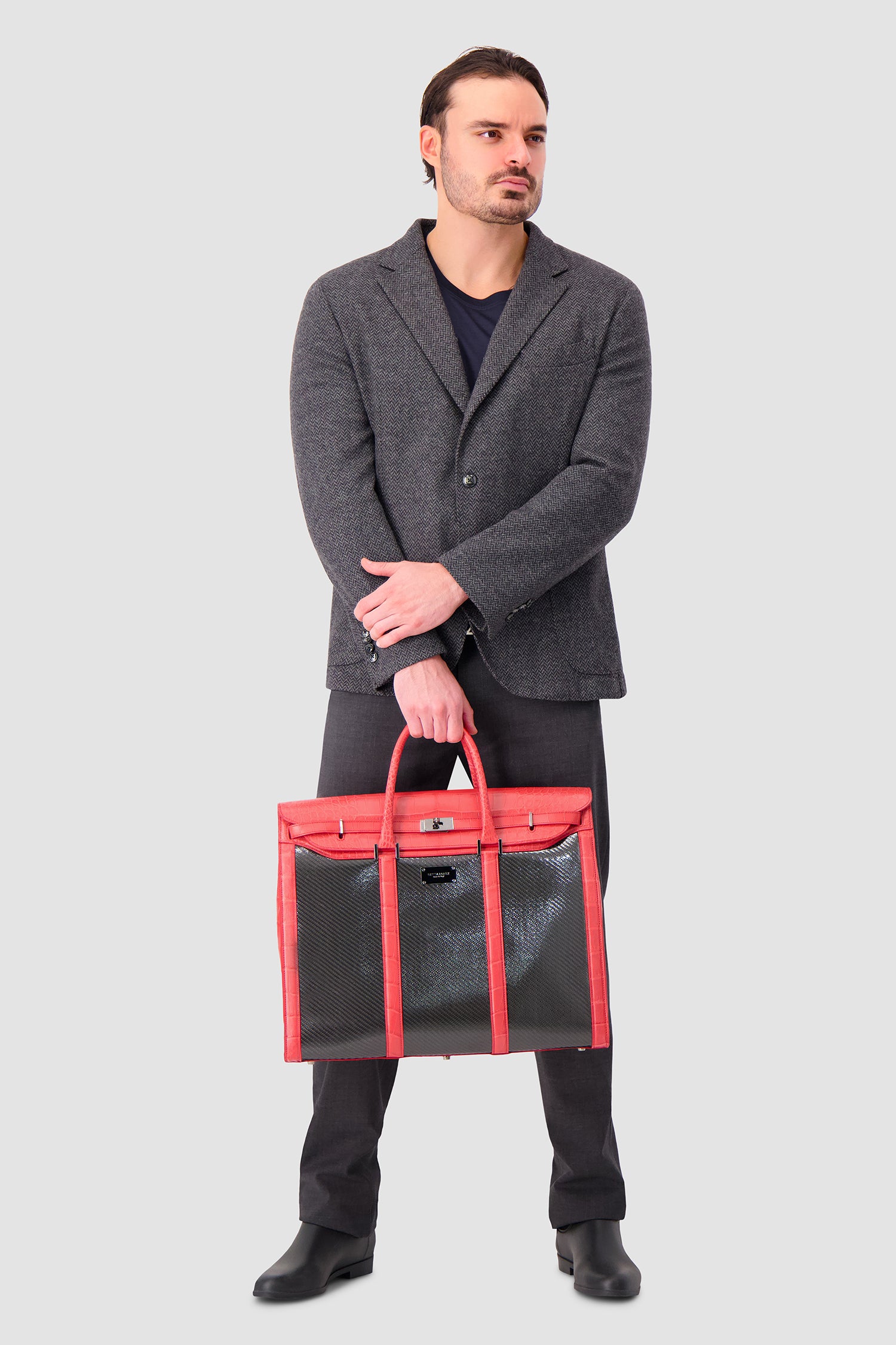 Hettabretz Alligator and Carbon Travel Bag