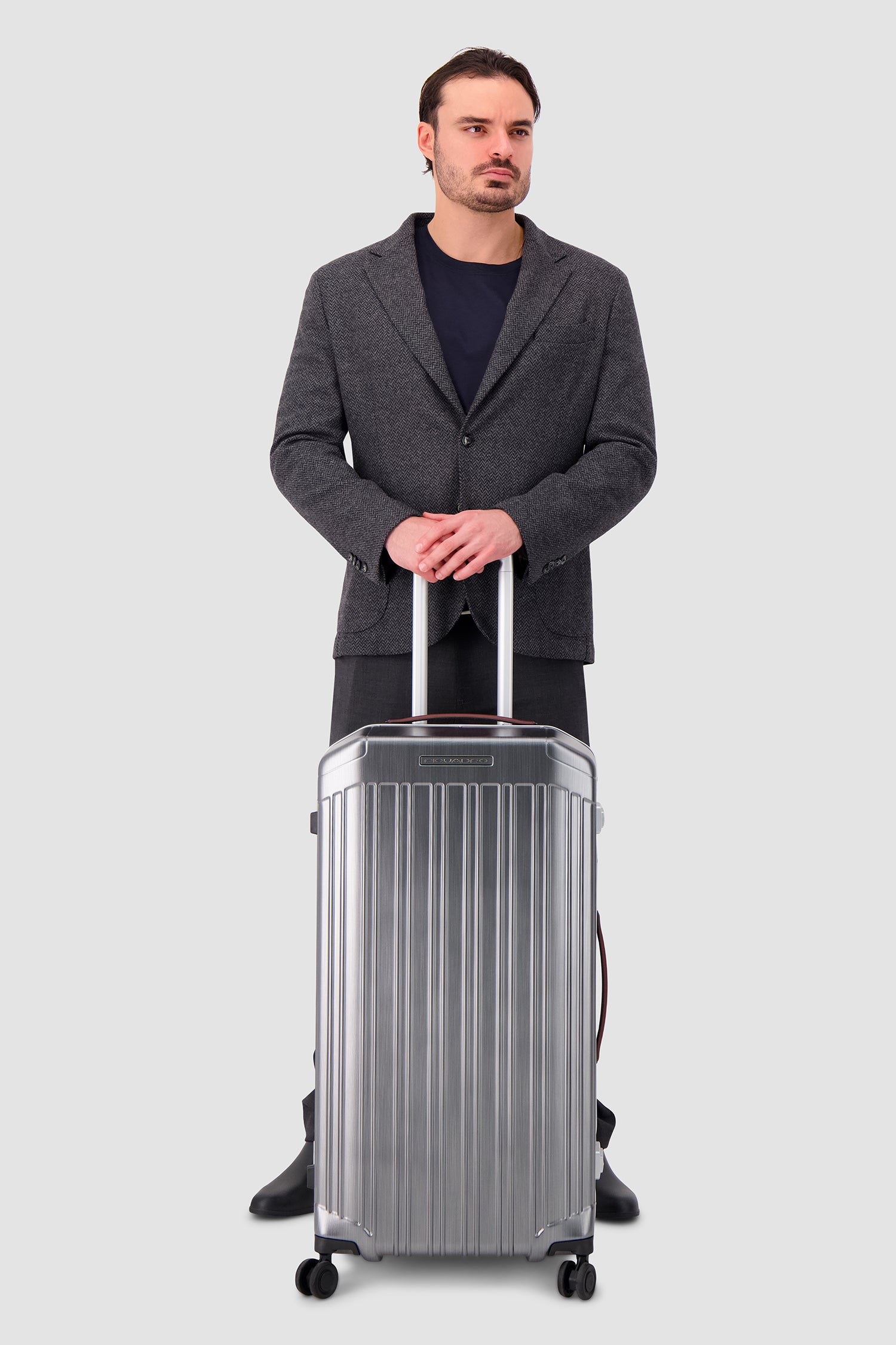 Piquadro Silver Hardside Trunk Shape 4 Wheel Suitcase