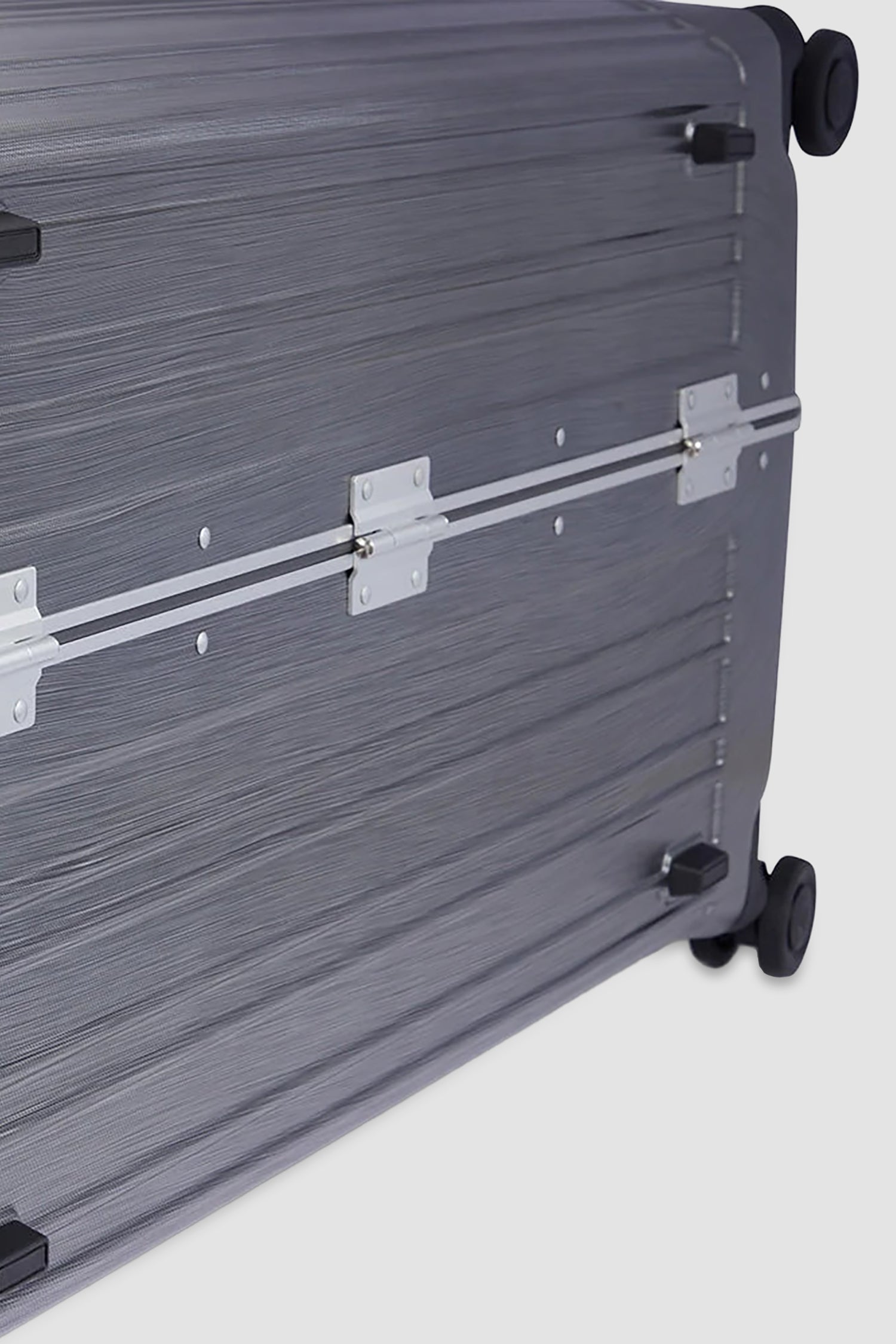Valise Piquadro Silver rigide, forme malle, à 4 roulettes