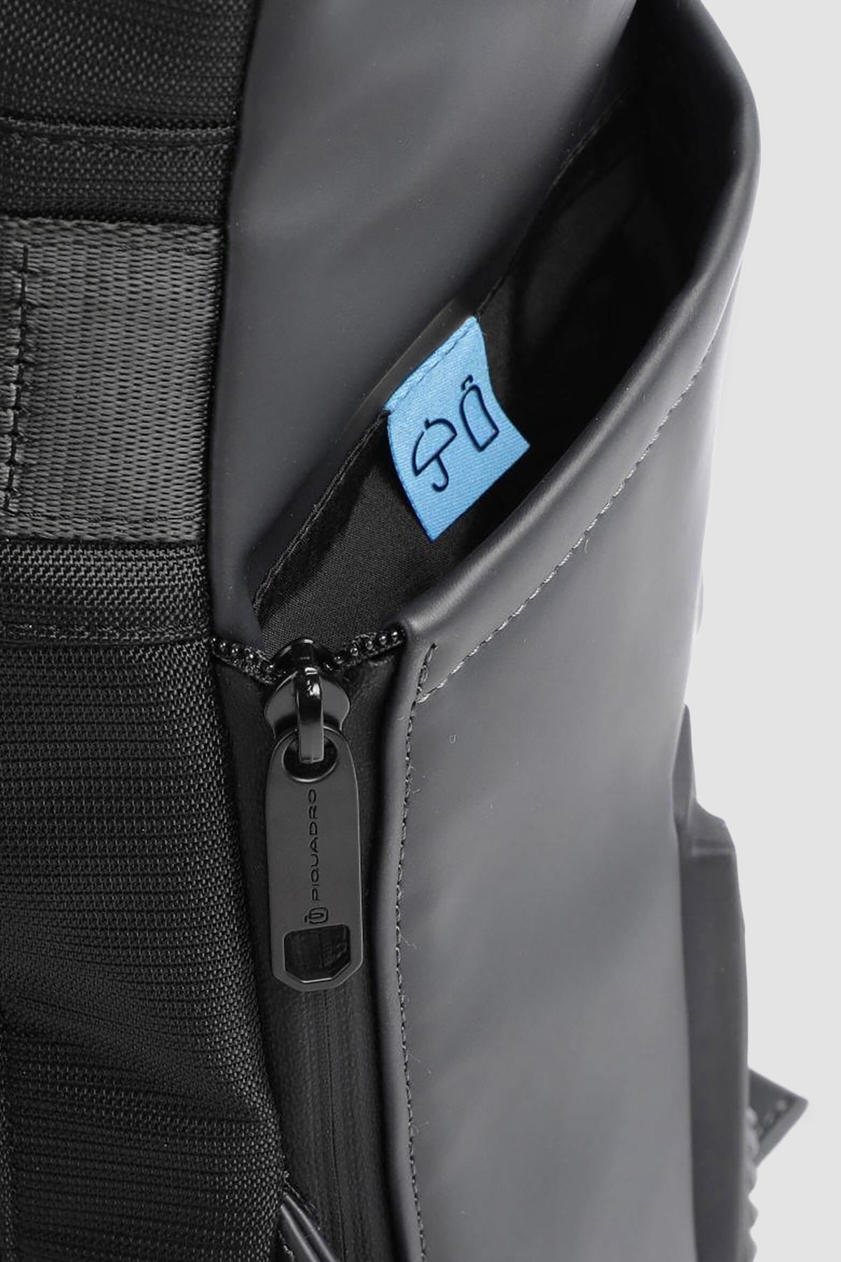 Piquadro Black Roll Top Backpack