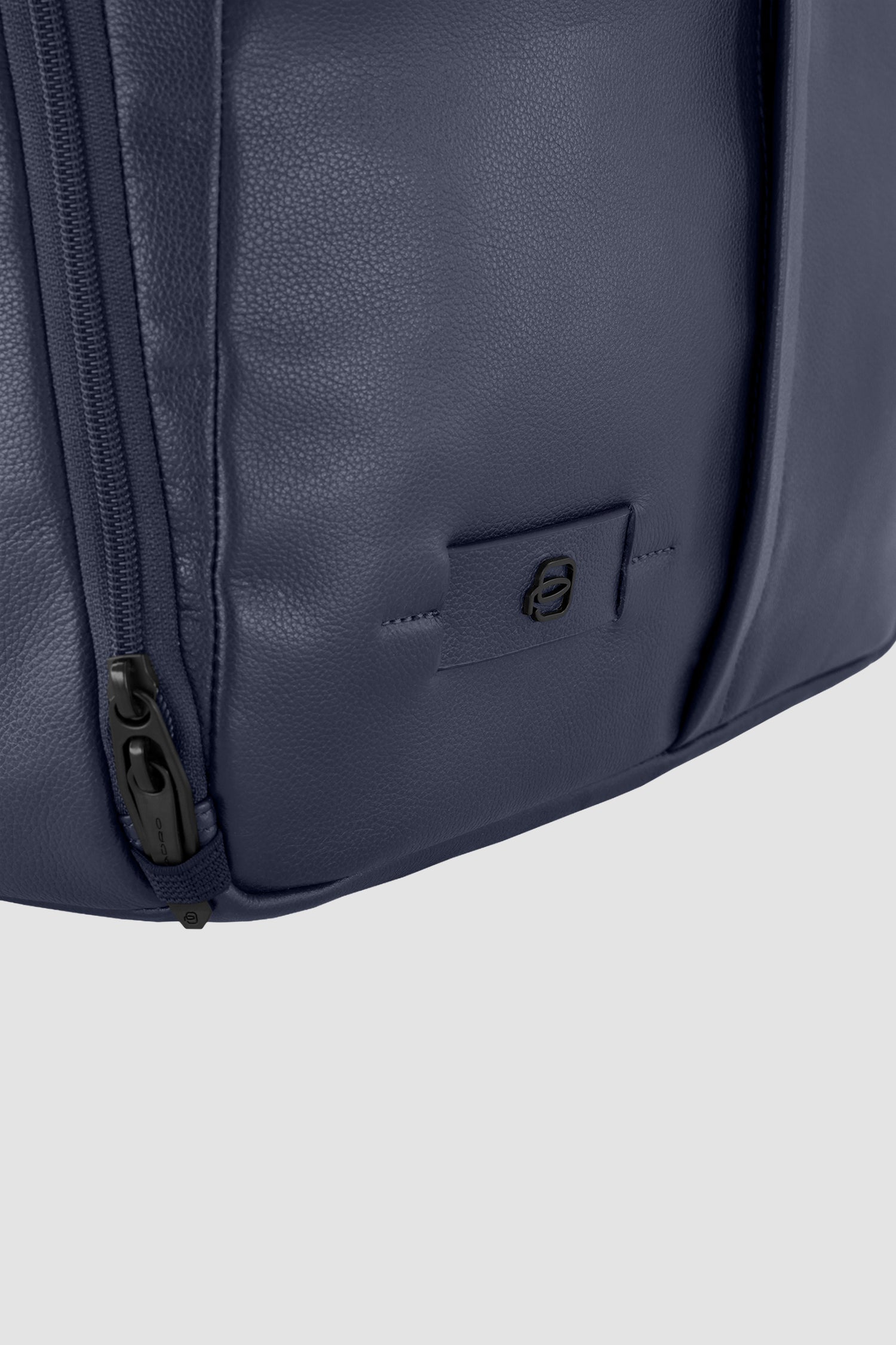 Sac à dos Piquadro bleu marine pour ordinateur portable 15,6"