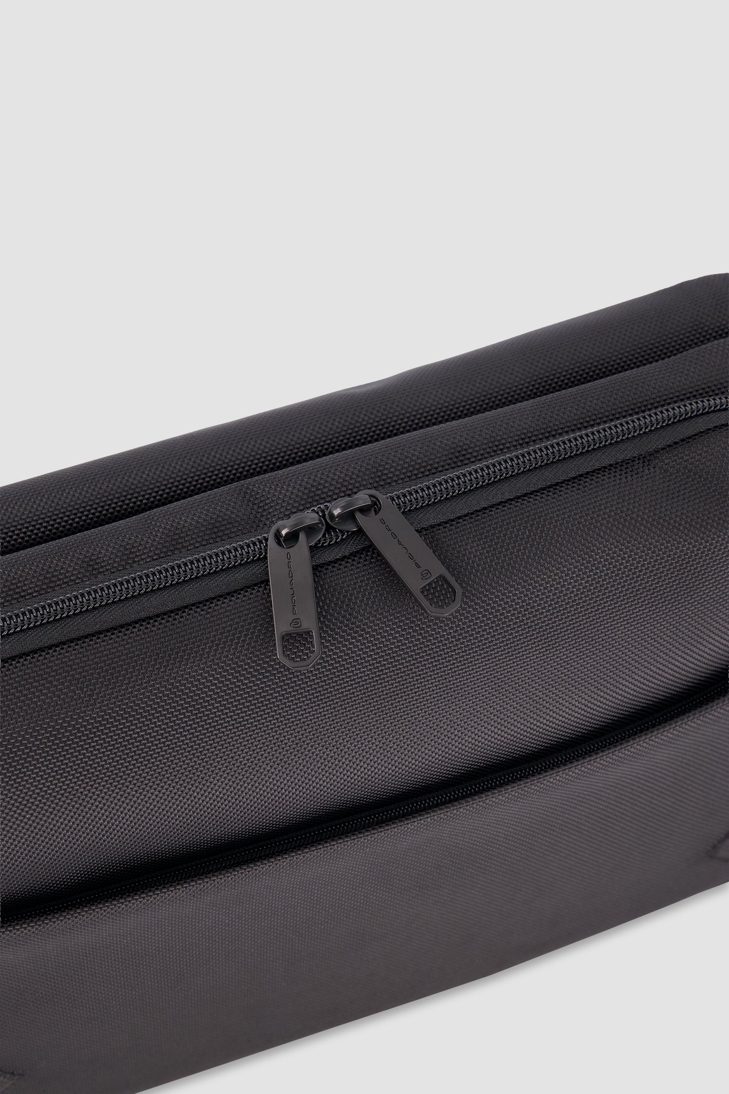 Piquadro Messenger / iPad Bag