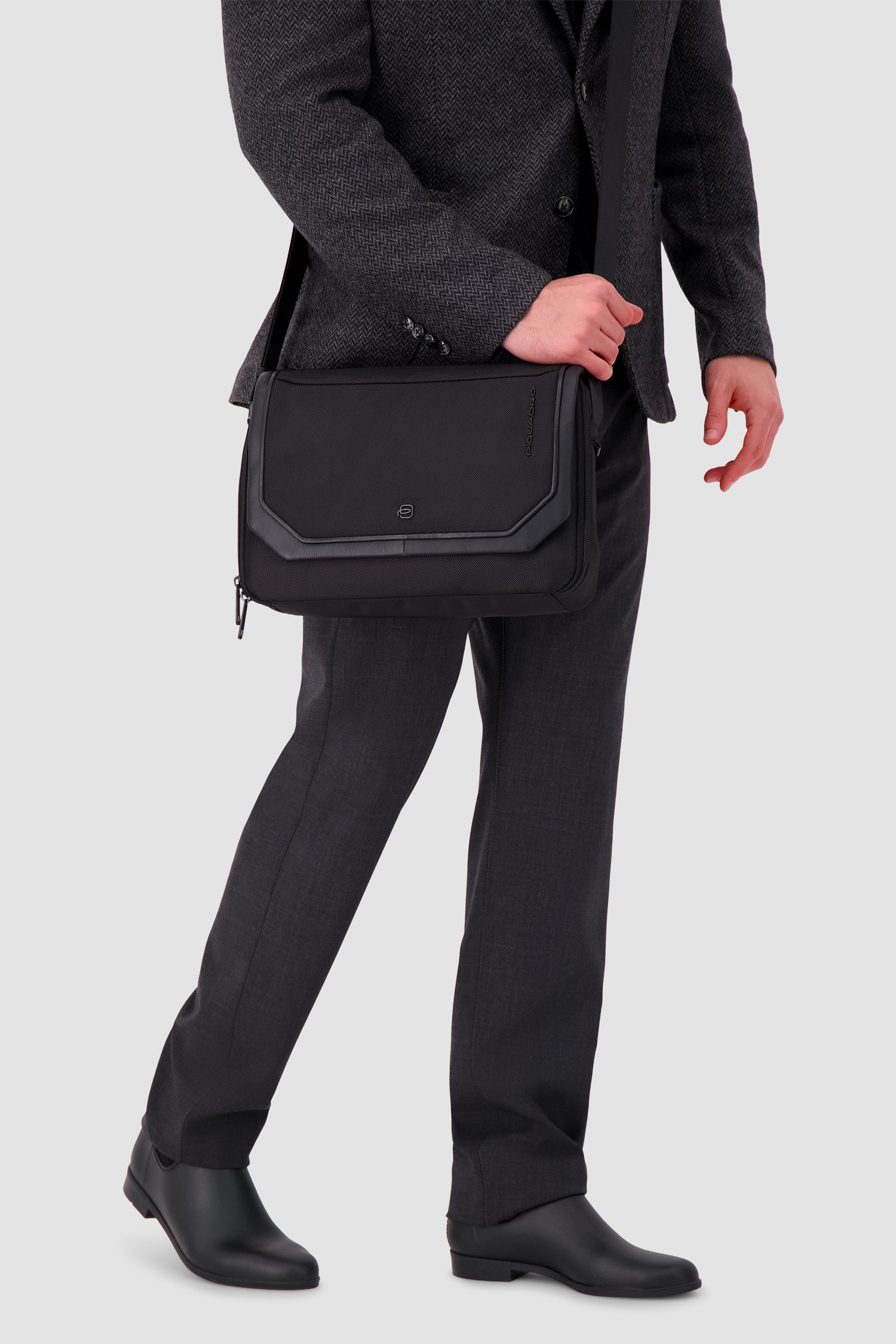 Sac Messenger / iPad Piquadro noir