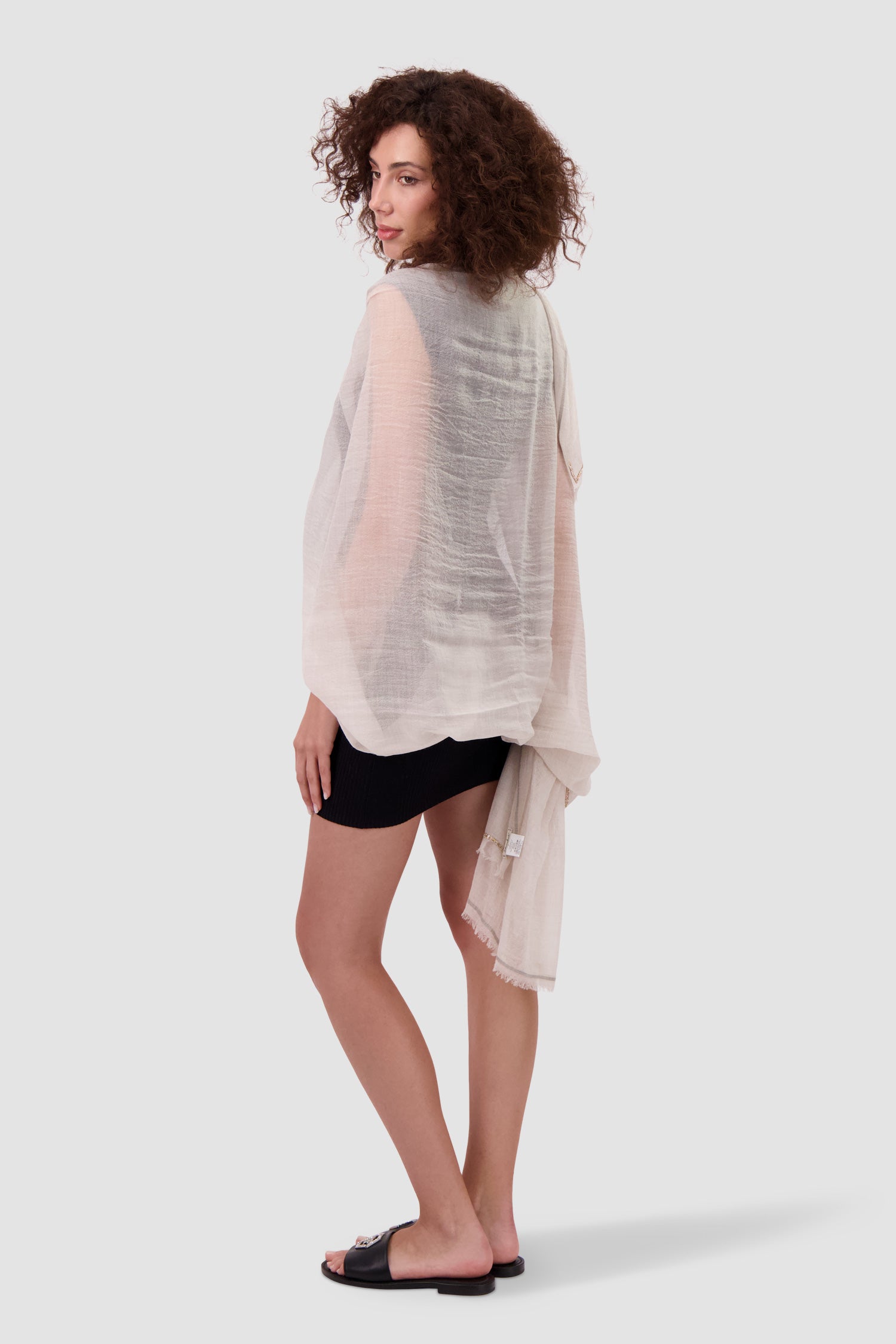 Faliero Sarti Beige 6672 Solidea
