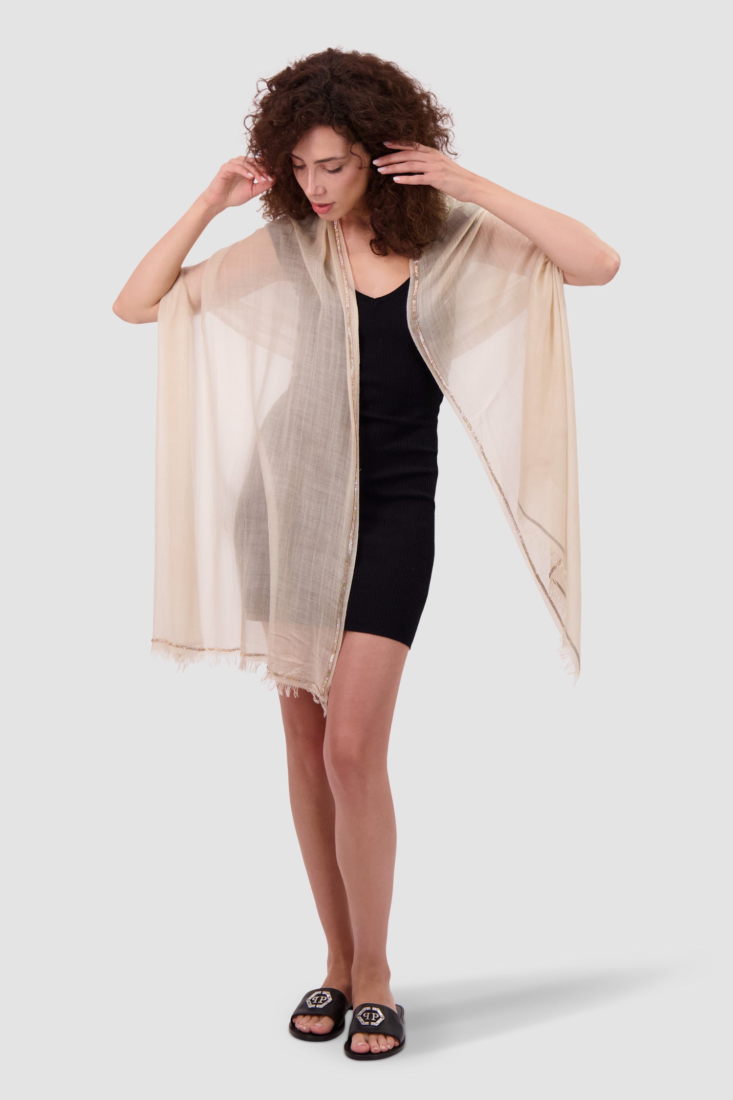 Faliero Sarti Beige 6670 Solidea