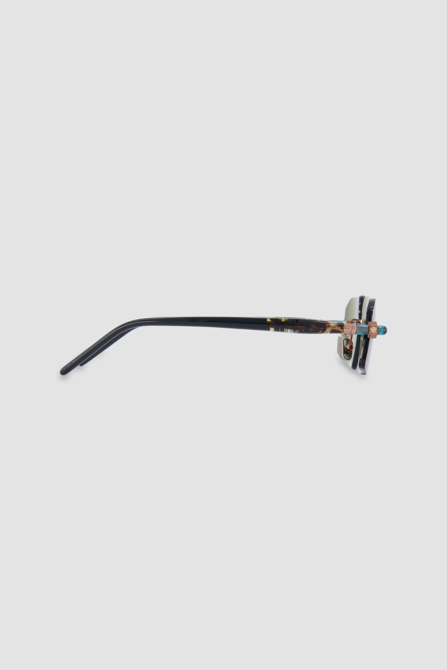Kuboraum Black/Green Sunglasses