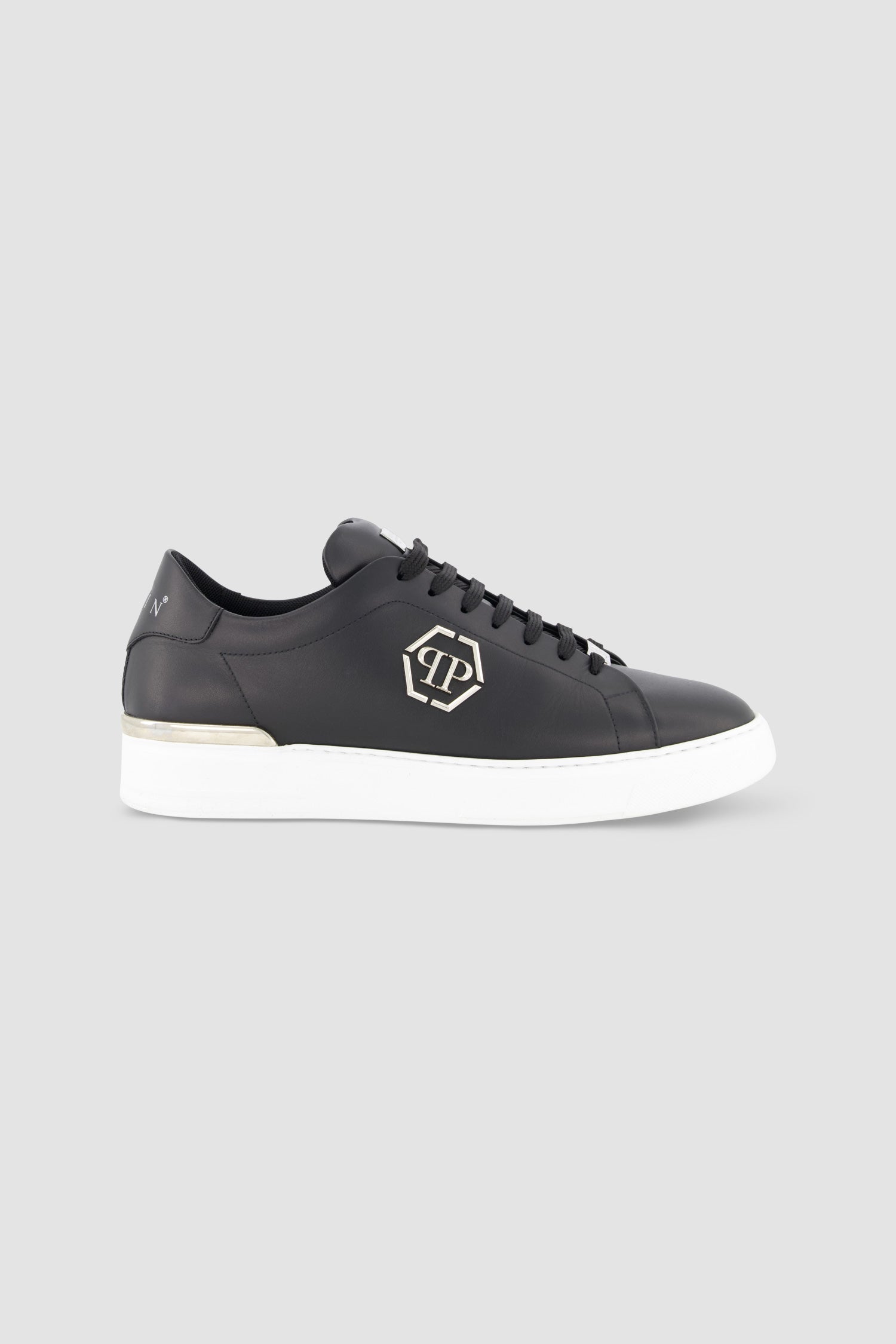 Philipp Plein Black Leather Lo-Top Hexagon Sneaker