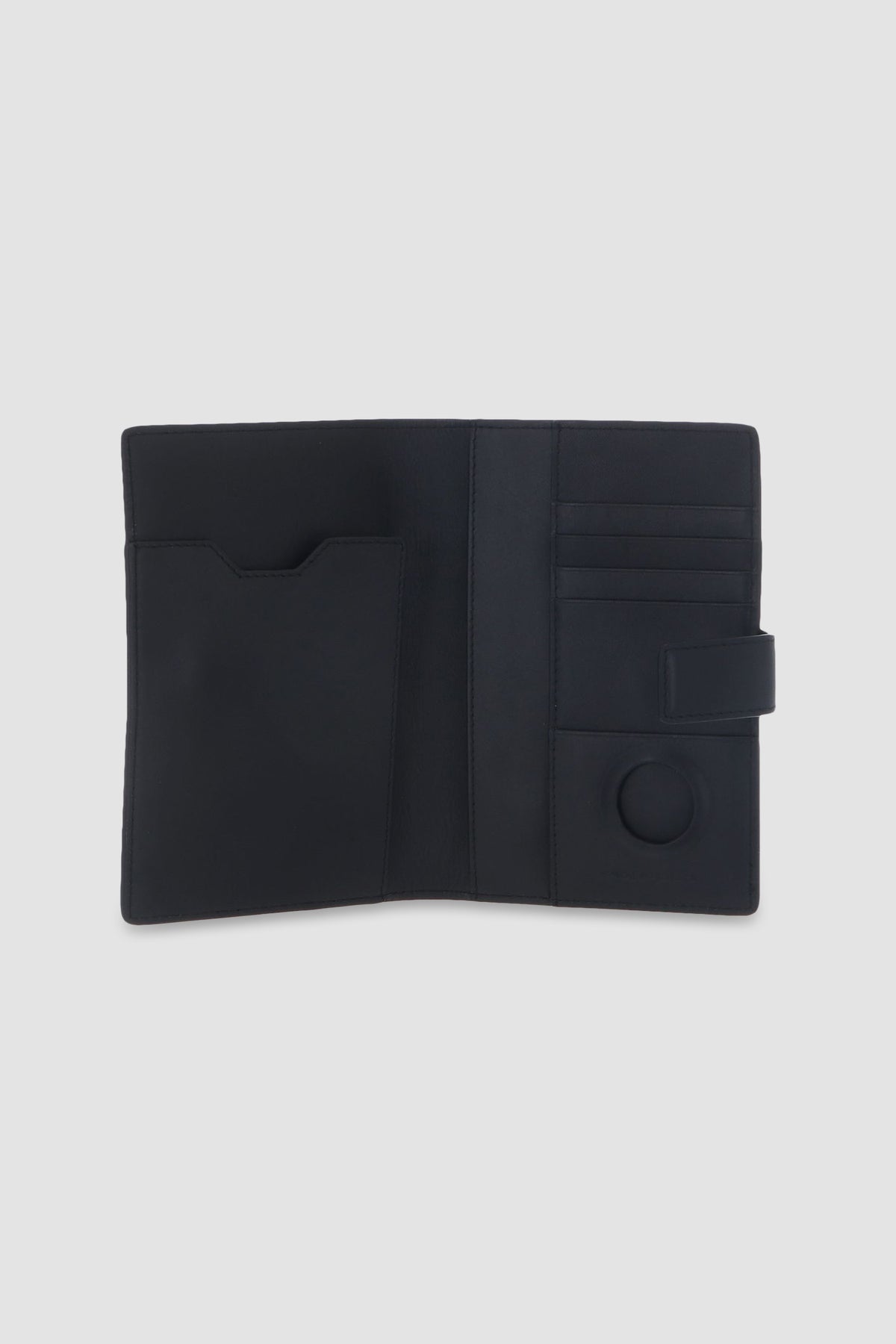 Piquadro Black Passport Holder
