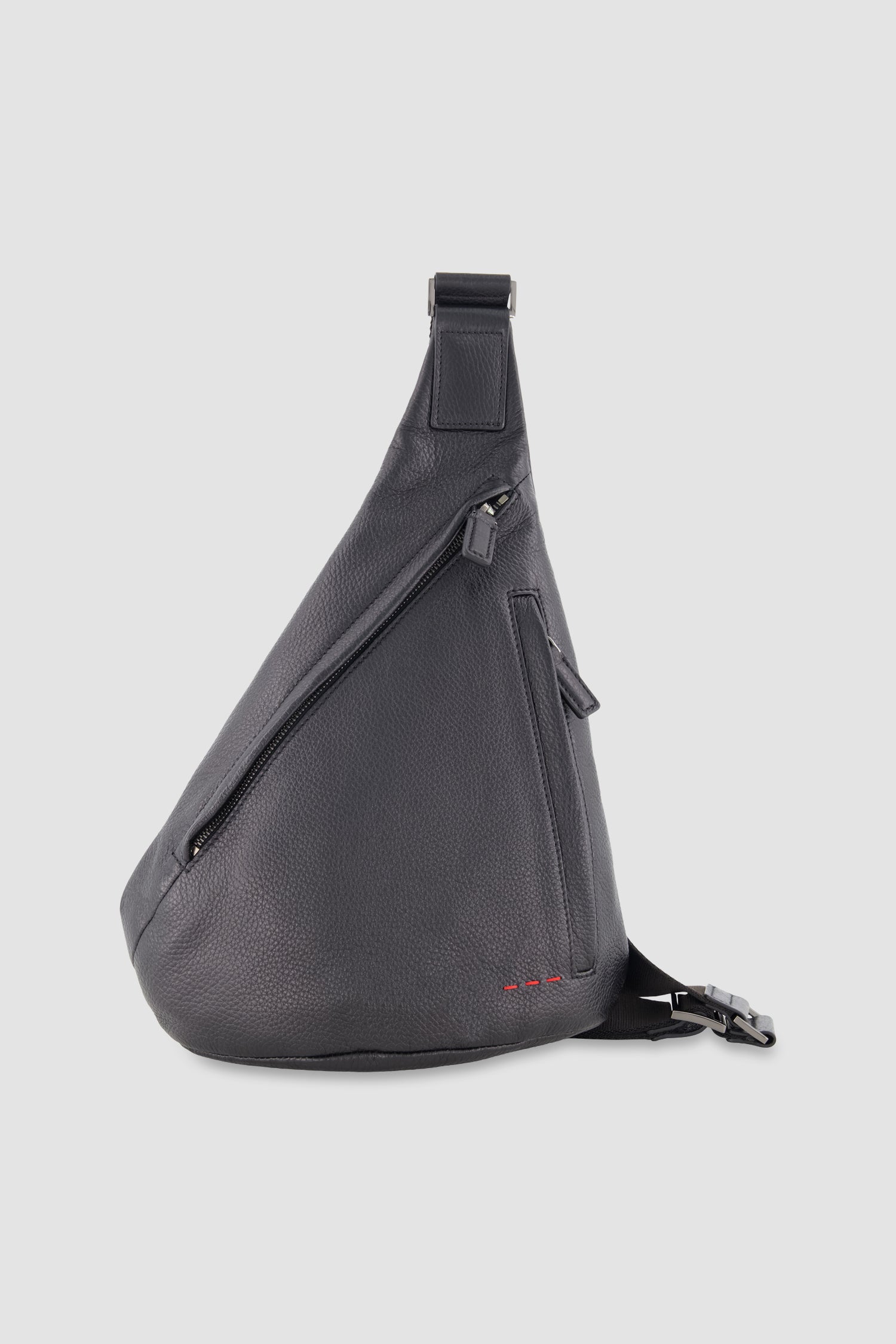 Sac à dos mono en cuir de cerf noir Kiton
