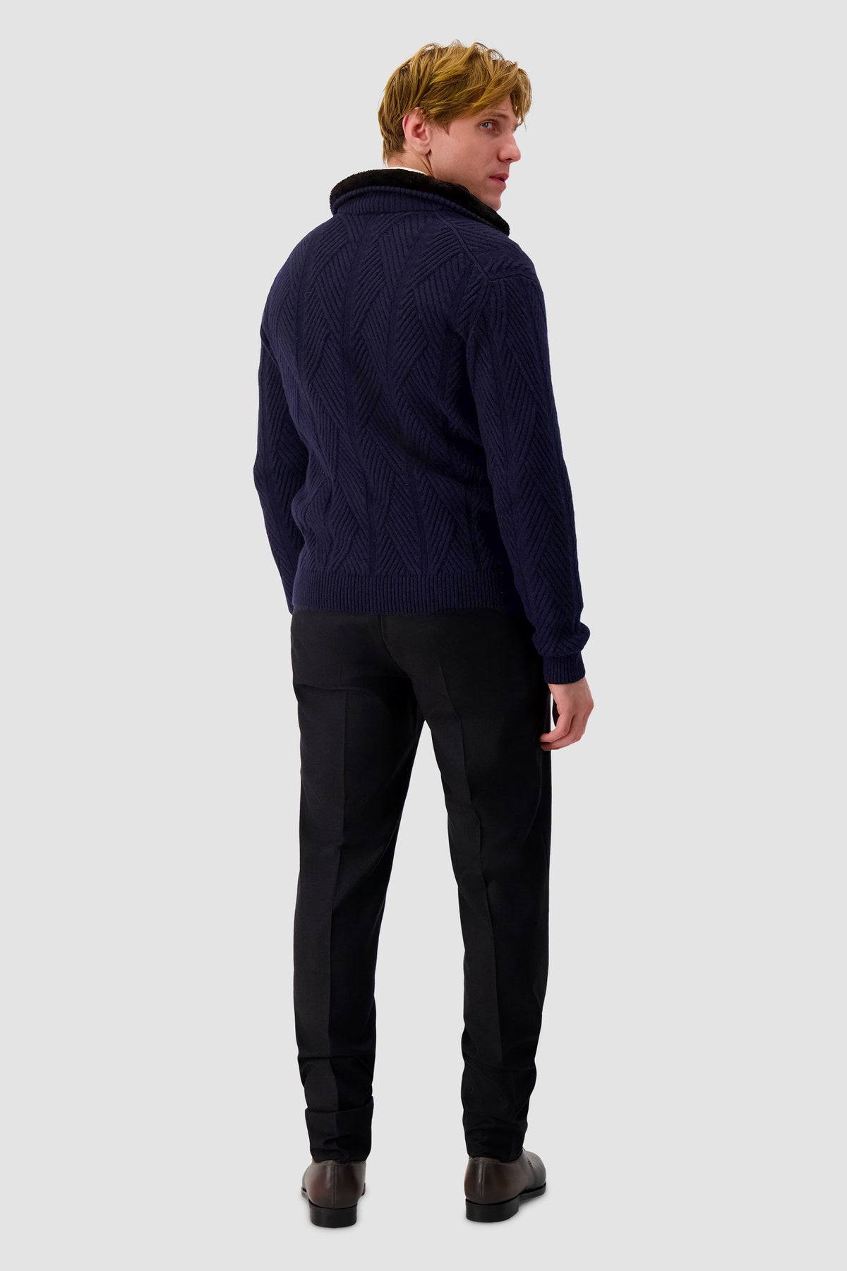 Pashmere Navy Wool/Cashmere Chevron Knit Zip Sweater