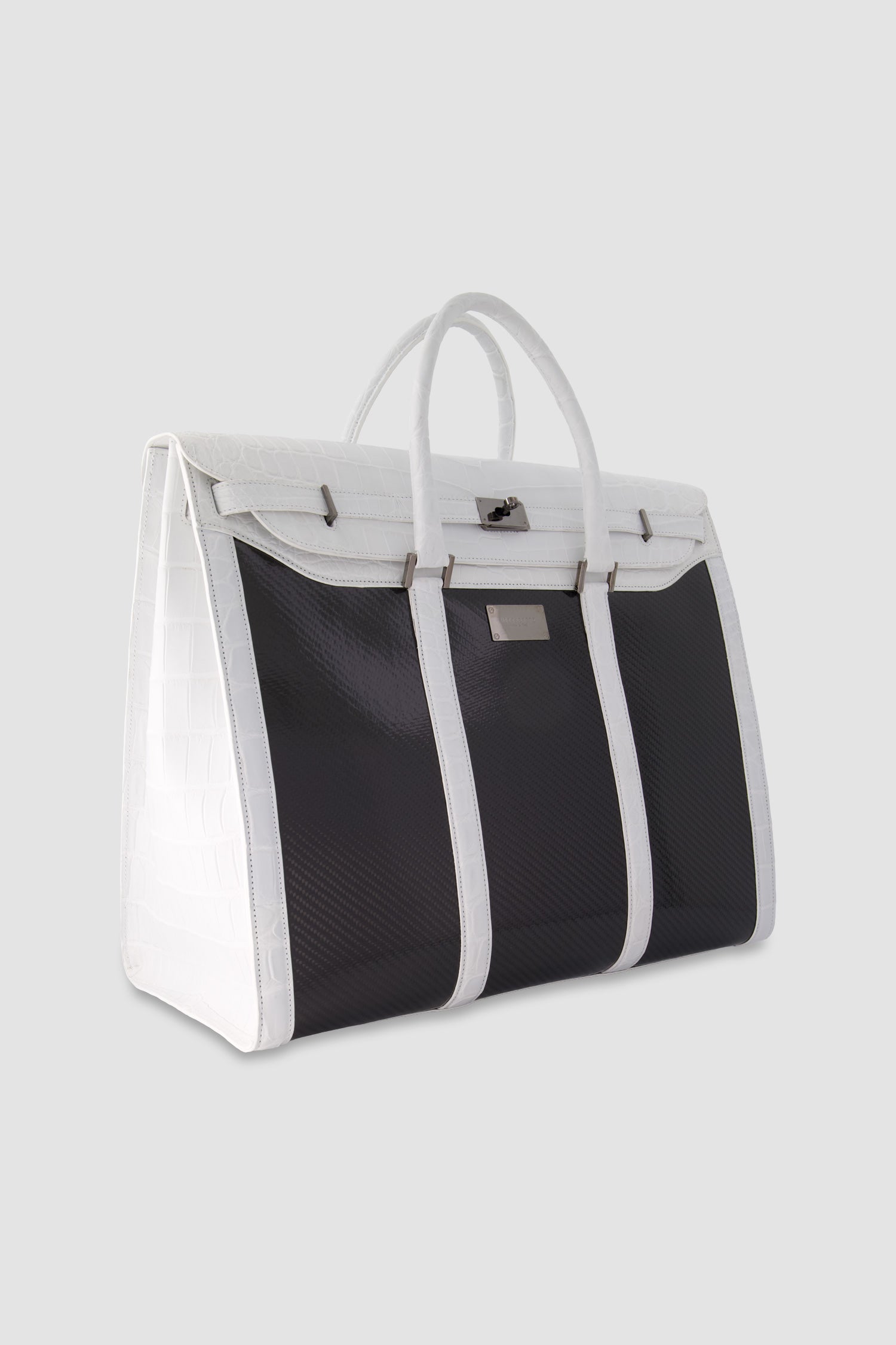 Hettabretz Alligator and Carbon Travel Bag