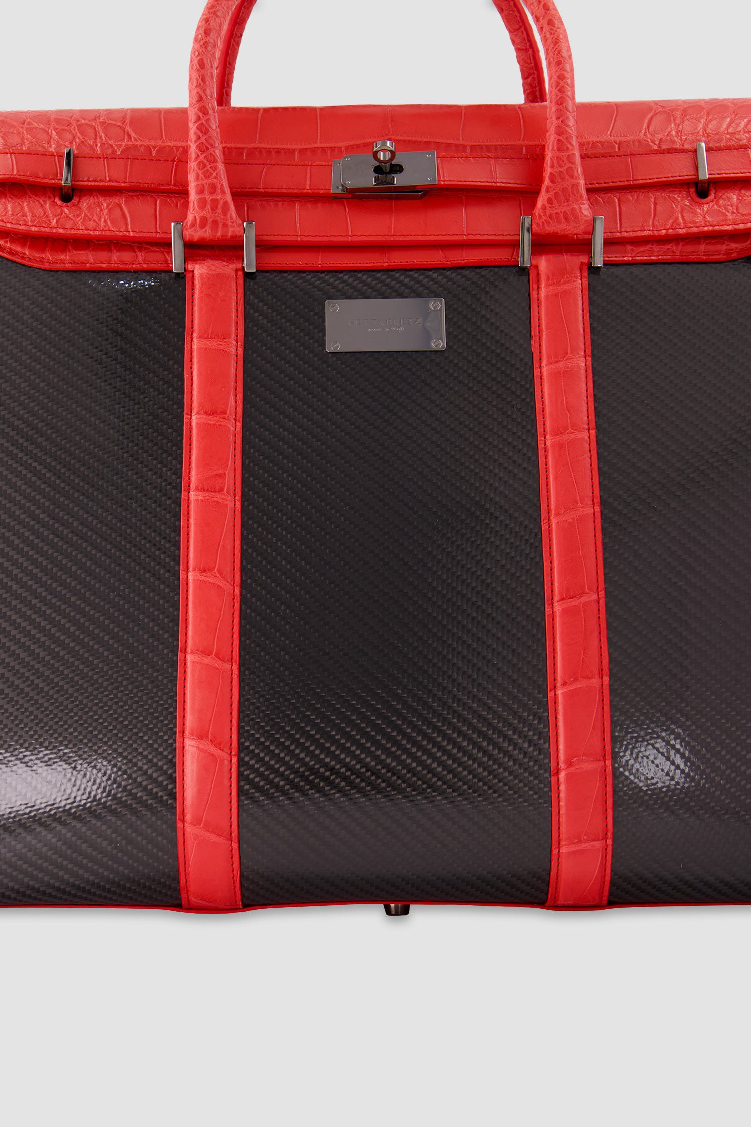 Hettabretz Alligator and Carbon Travel Bag