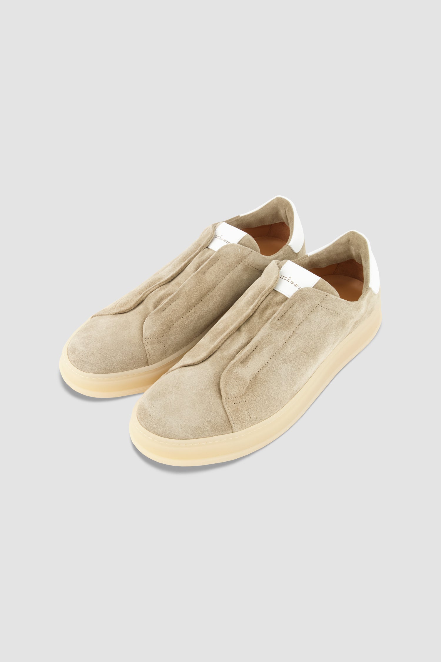 Beige suede sneaker hotsell