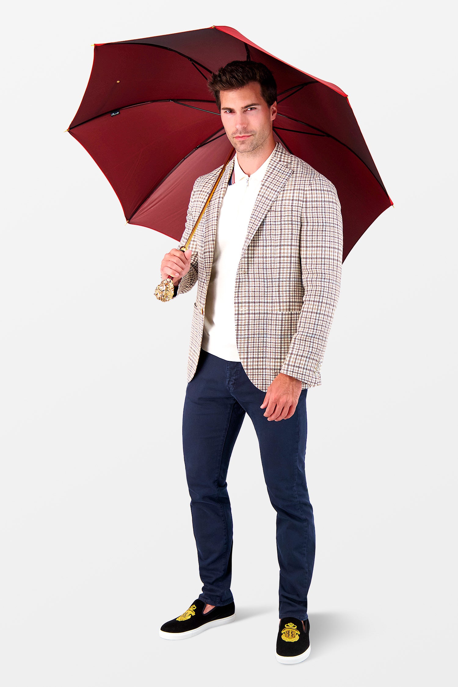 Parapluie rouge Pasotti avec poignée tête de lion dorée, avec étui et anneau
