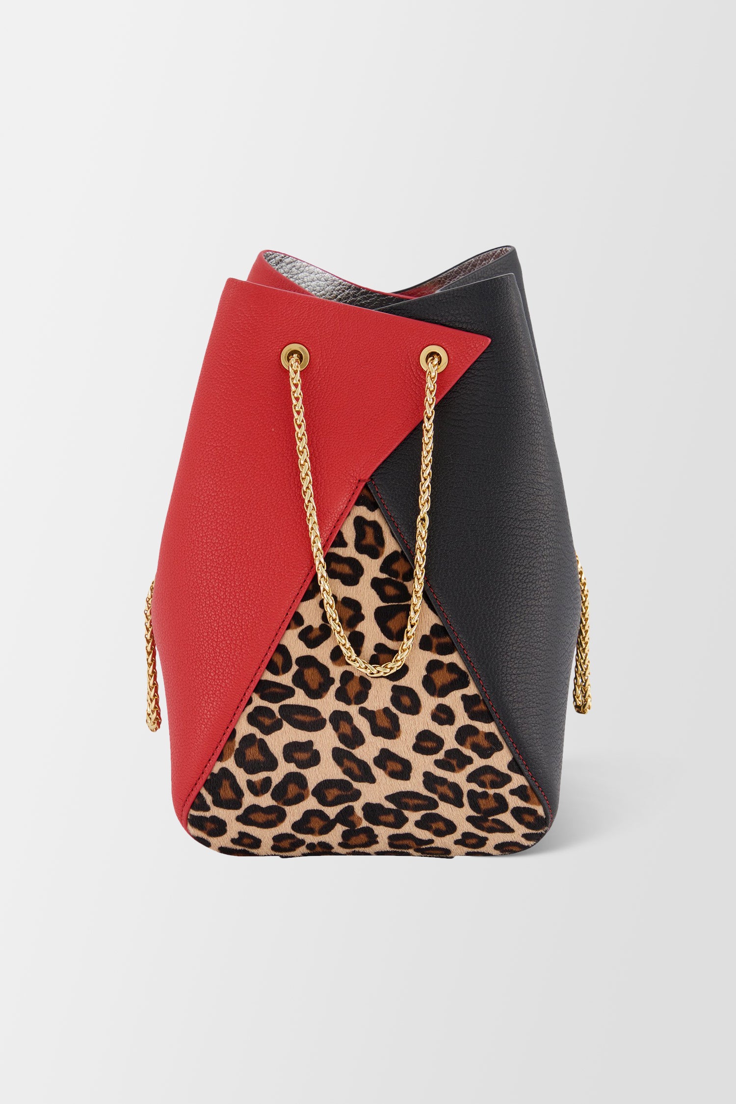 The Volon Leopard Mani Bucket Bbag