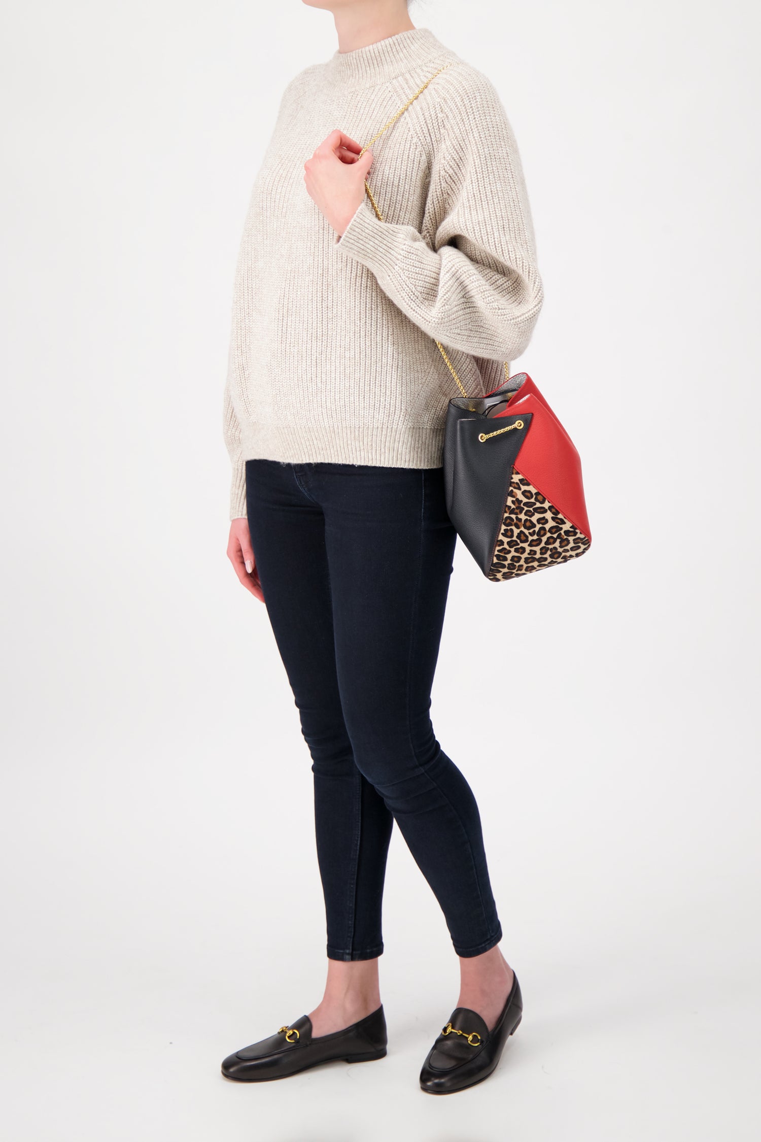 The Volon Leopard Mani Bucket Bbag