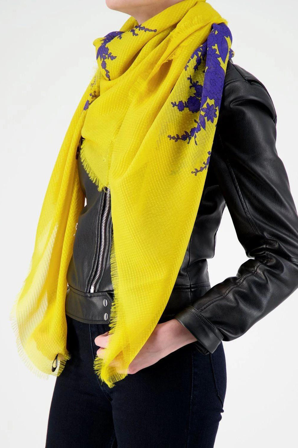 Mantero Yellow Magnificent 4