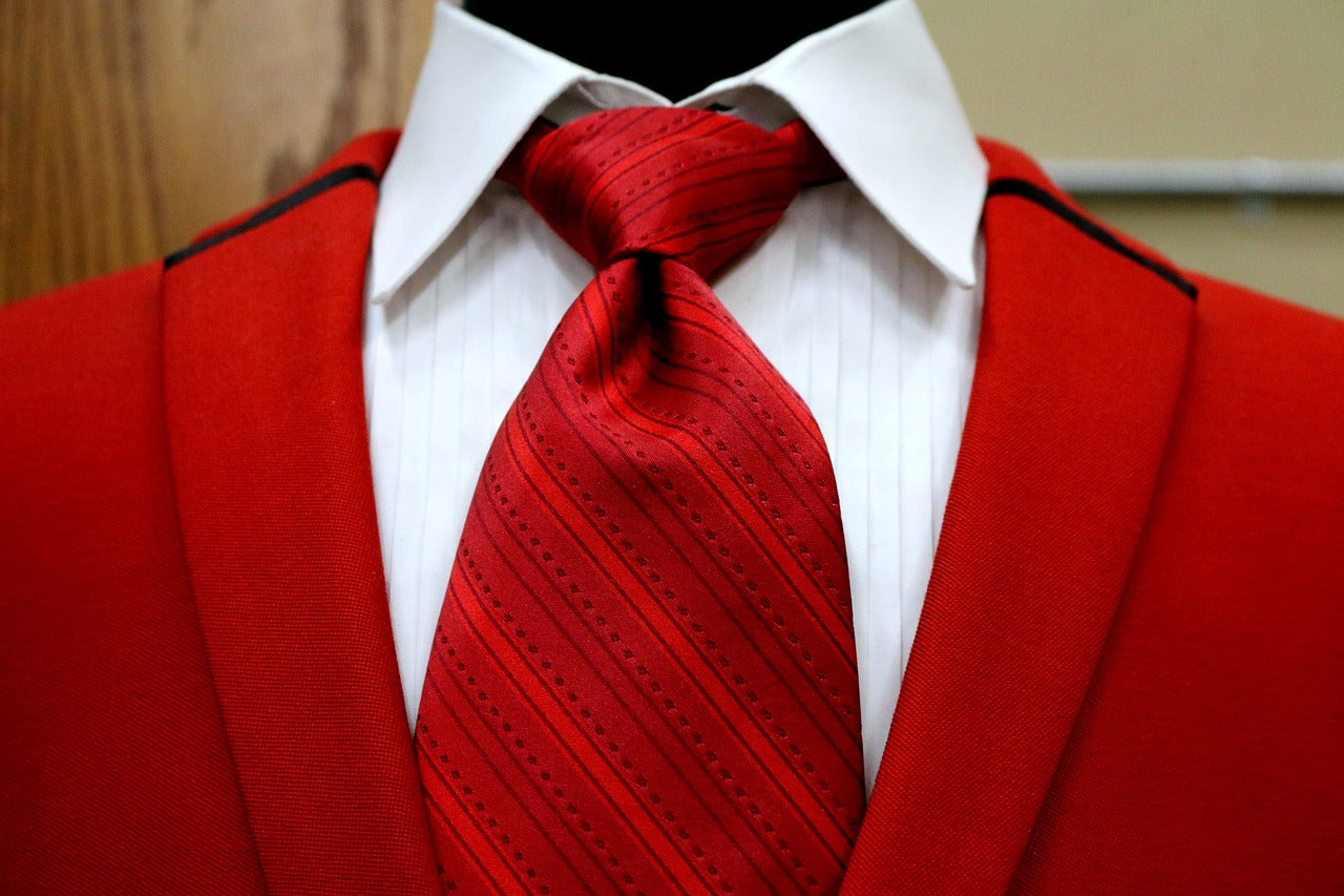 The Timeless Style of Men's Ties: A Comprehensive Guide