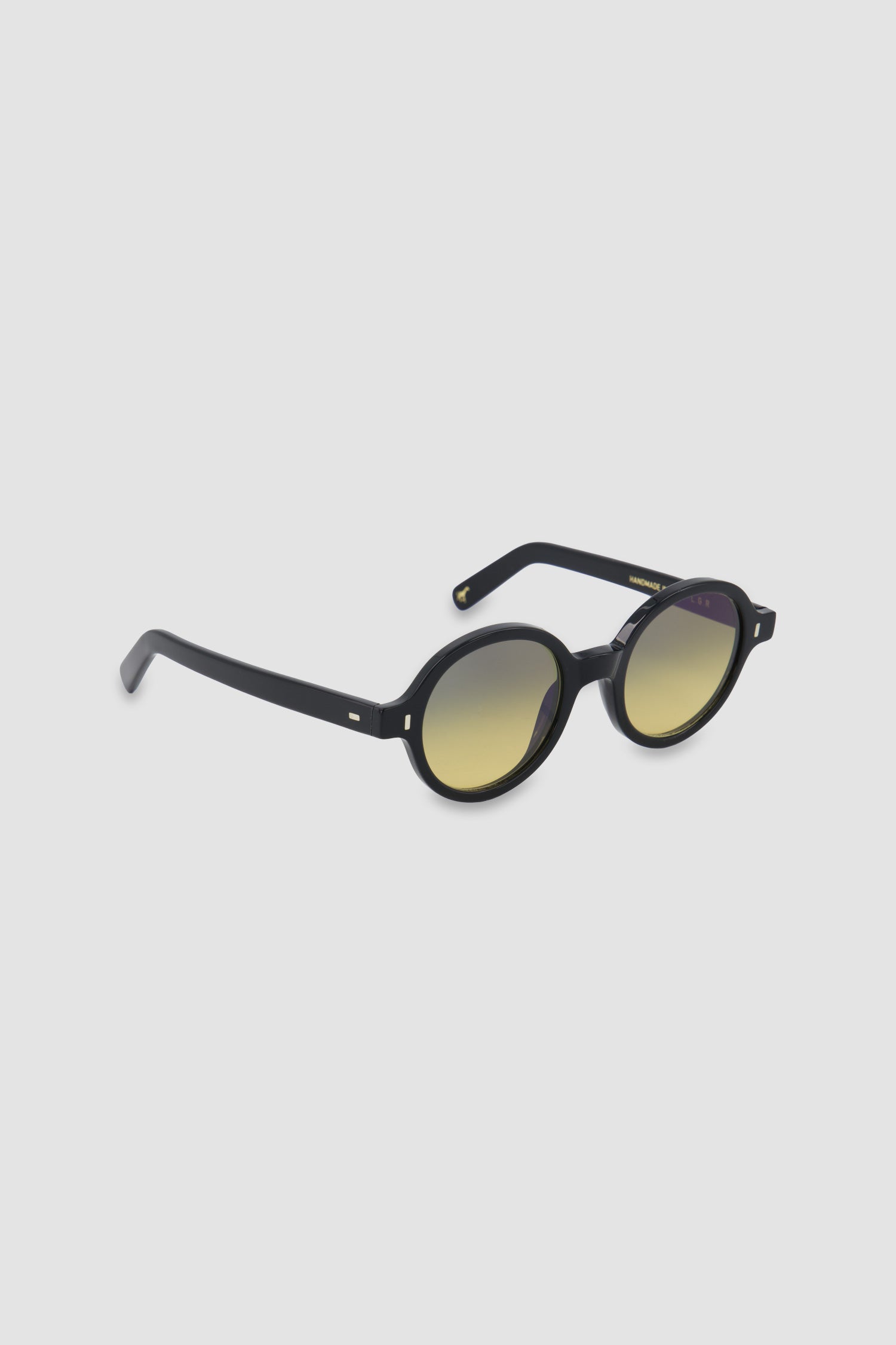 L.G.R Black/Yellow Gradient Photochromic 48' Reunion Bold Sunglasses
