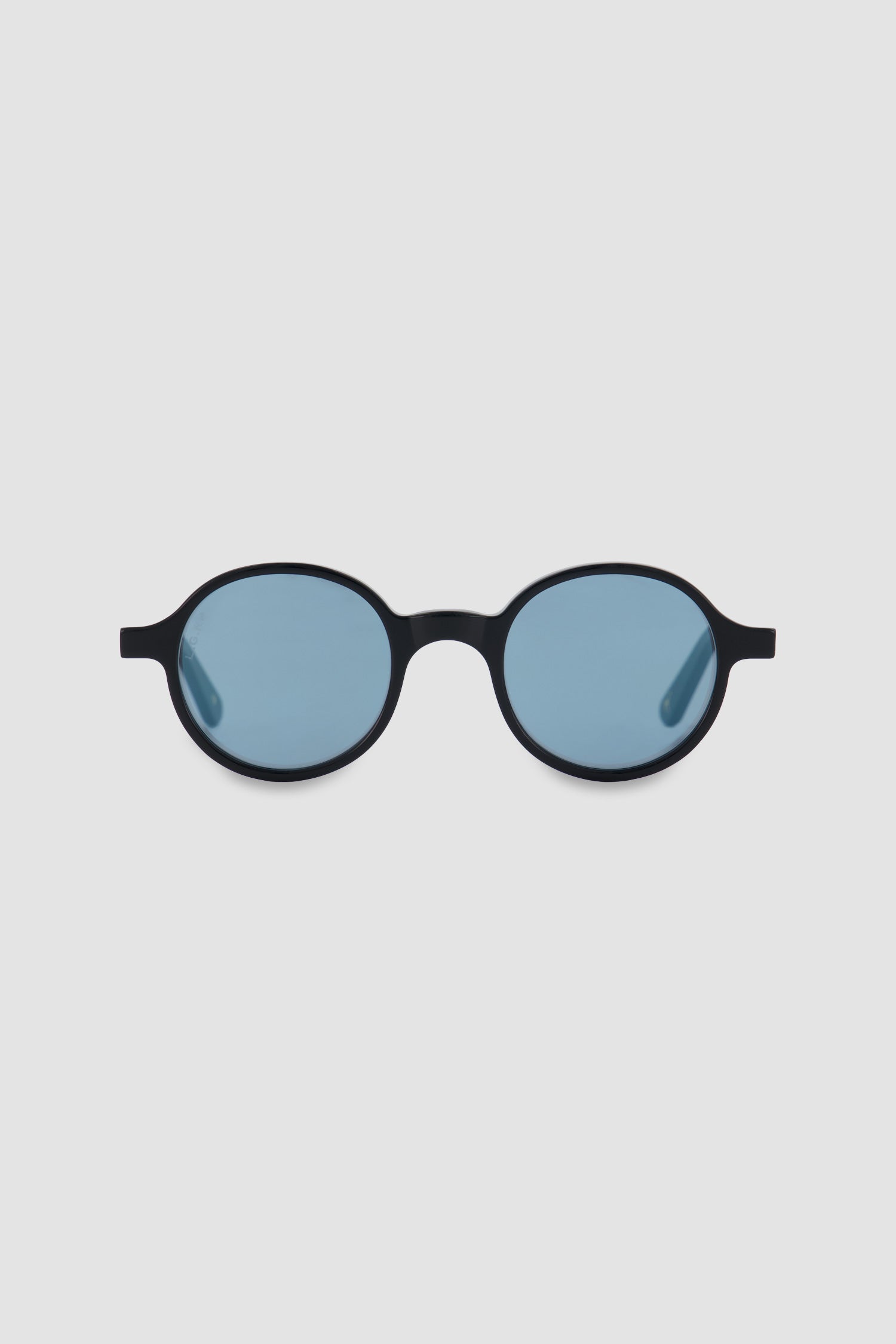 L.G.R Black/Blue Photochromic 46' Reunion Sunglasses