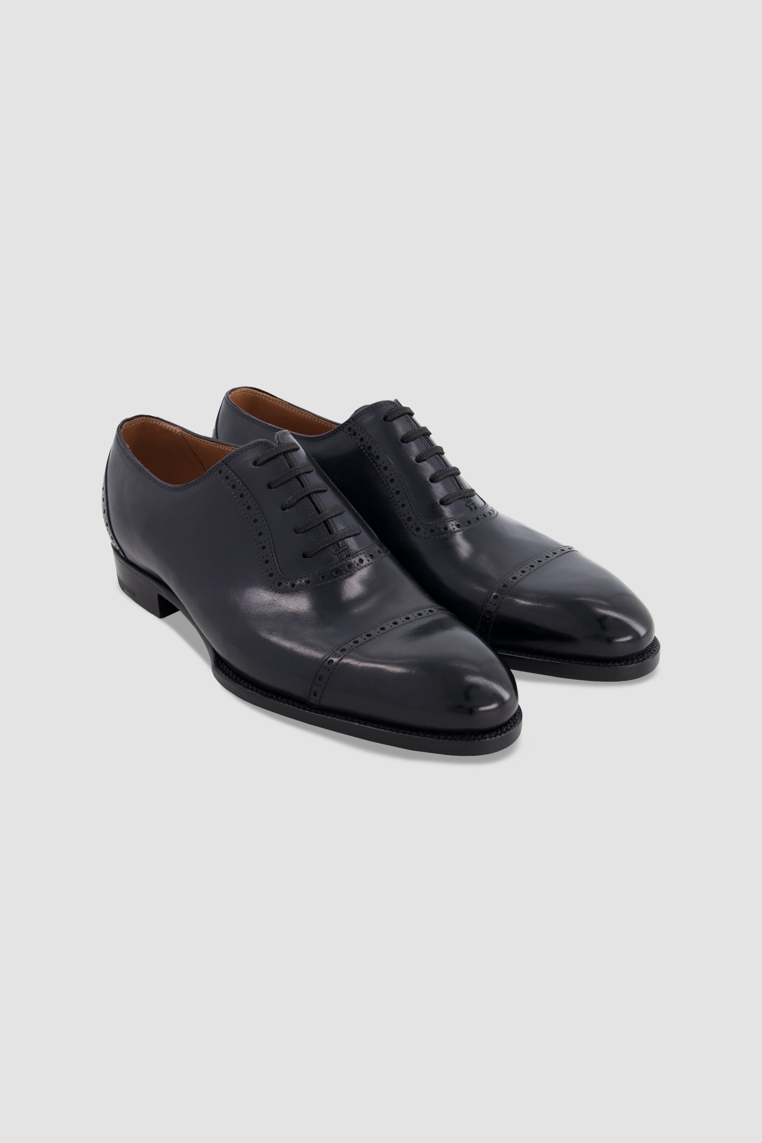 Oxford with Straight Toe Cap