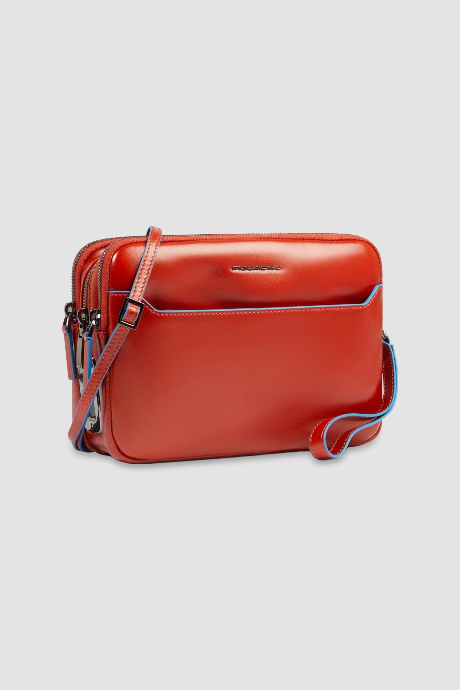 Pochette Piquadro orange avec verrouillage de sécurité par empreinte digitale