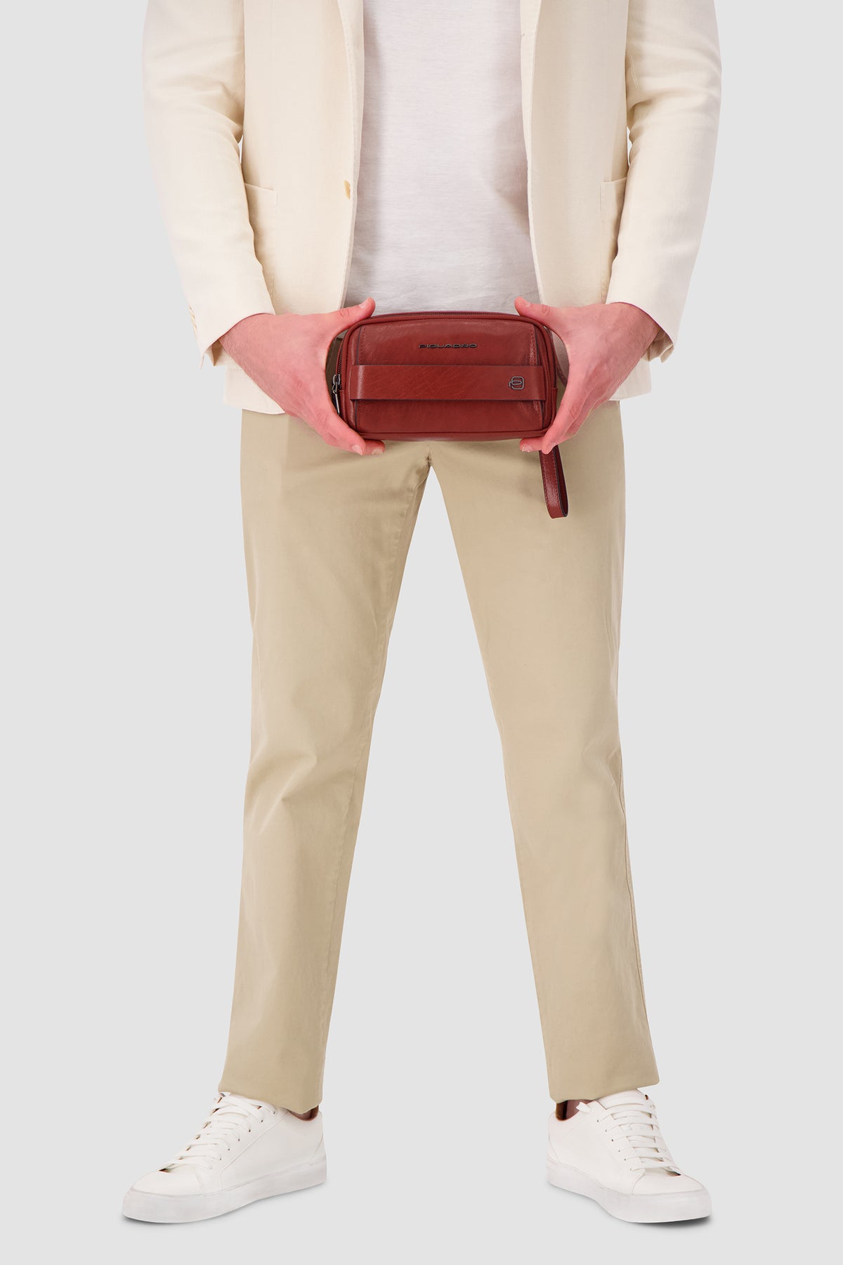 Piquadro Rust Leather Wristlet
