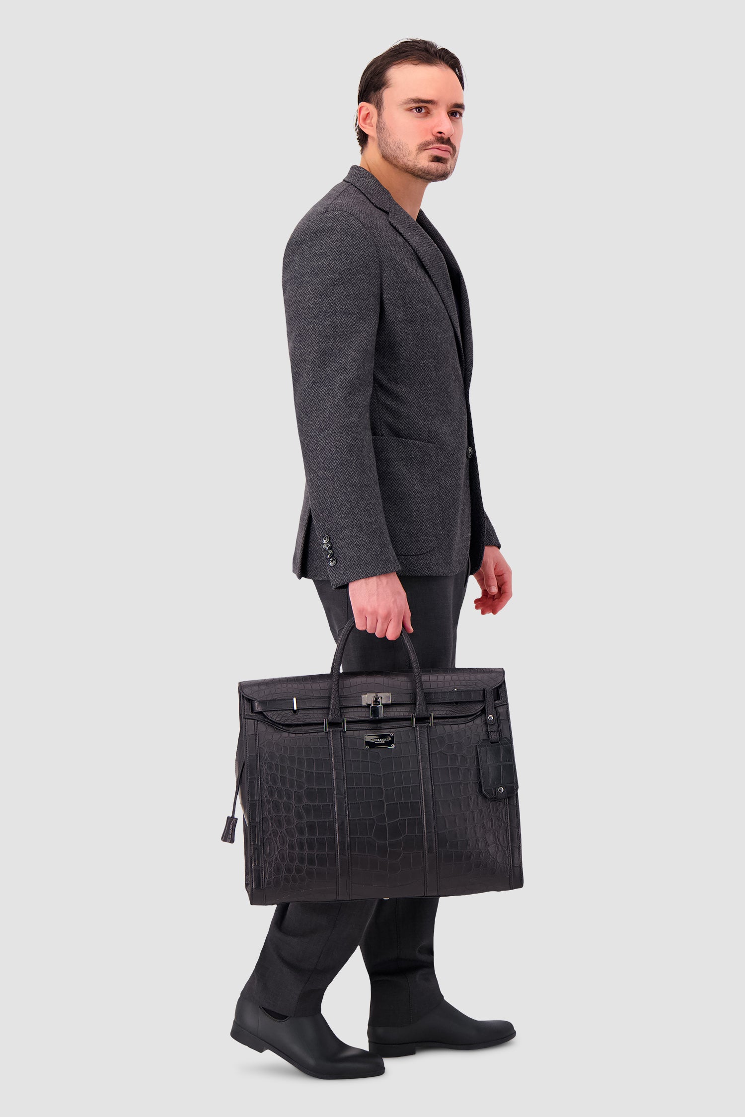 Hettabretz Alligator Travel Bag - Black