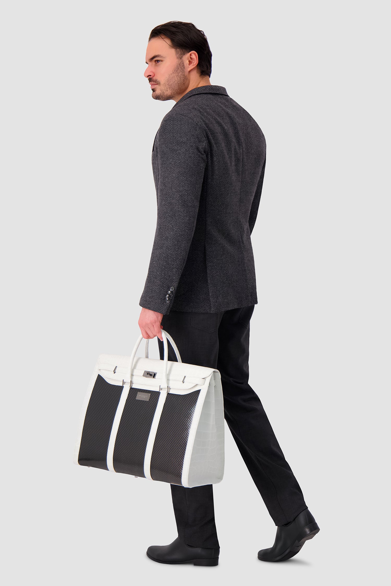 Hettabretz Alligator and Carbon Travel Bag