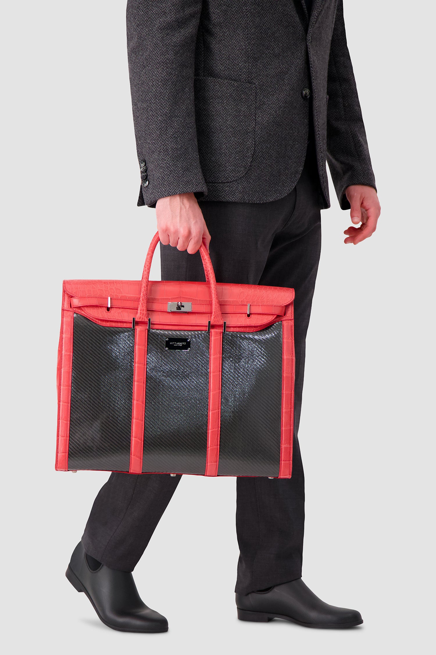 Hettabretz Alligator and Carbon Travel Bag