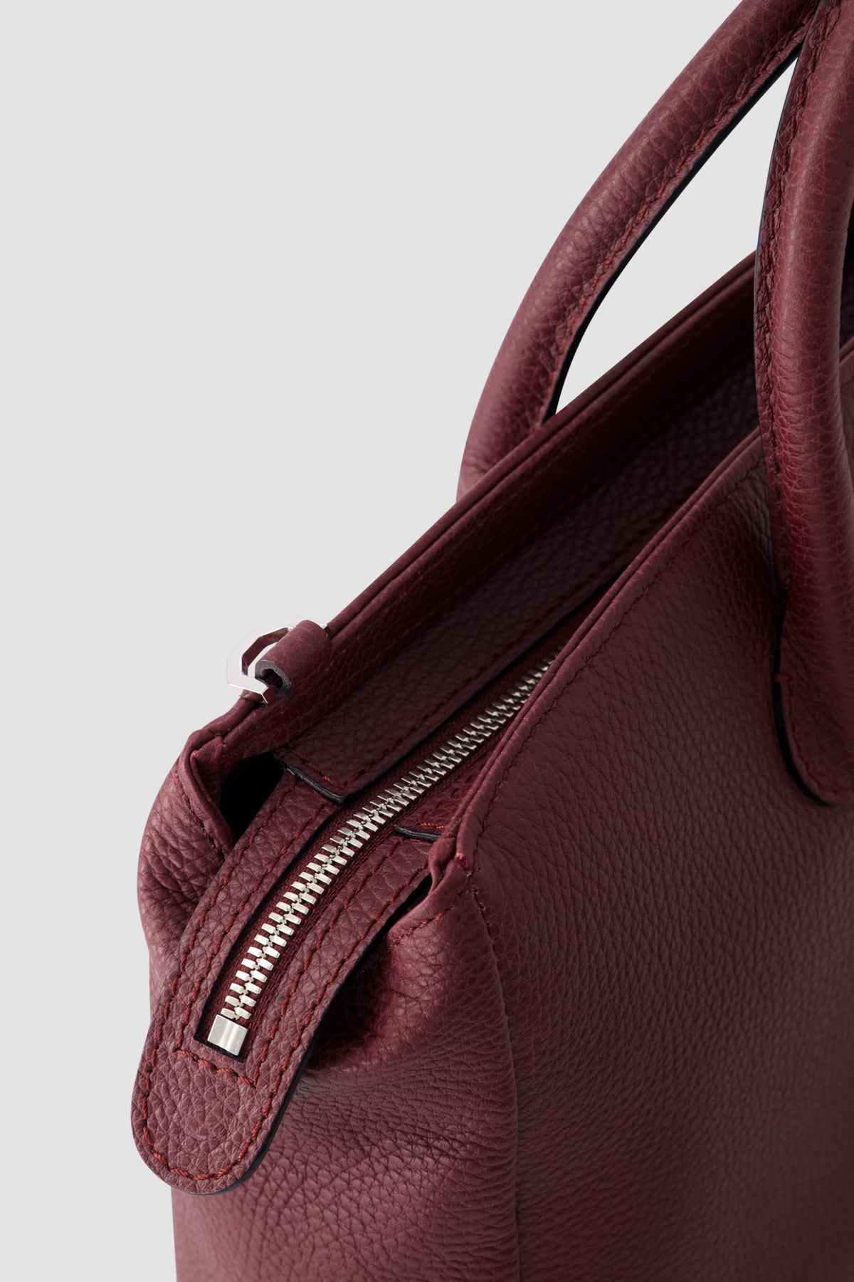 Sac polochon en alligator Artioli