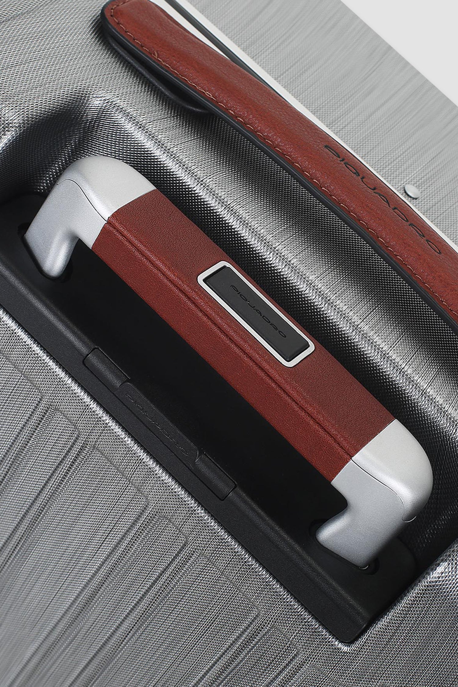 Valise cabine Piquadro Silver à 4 roulettes