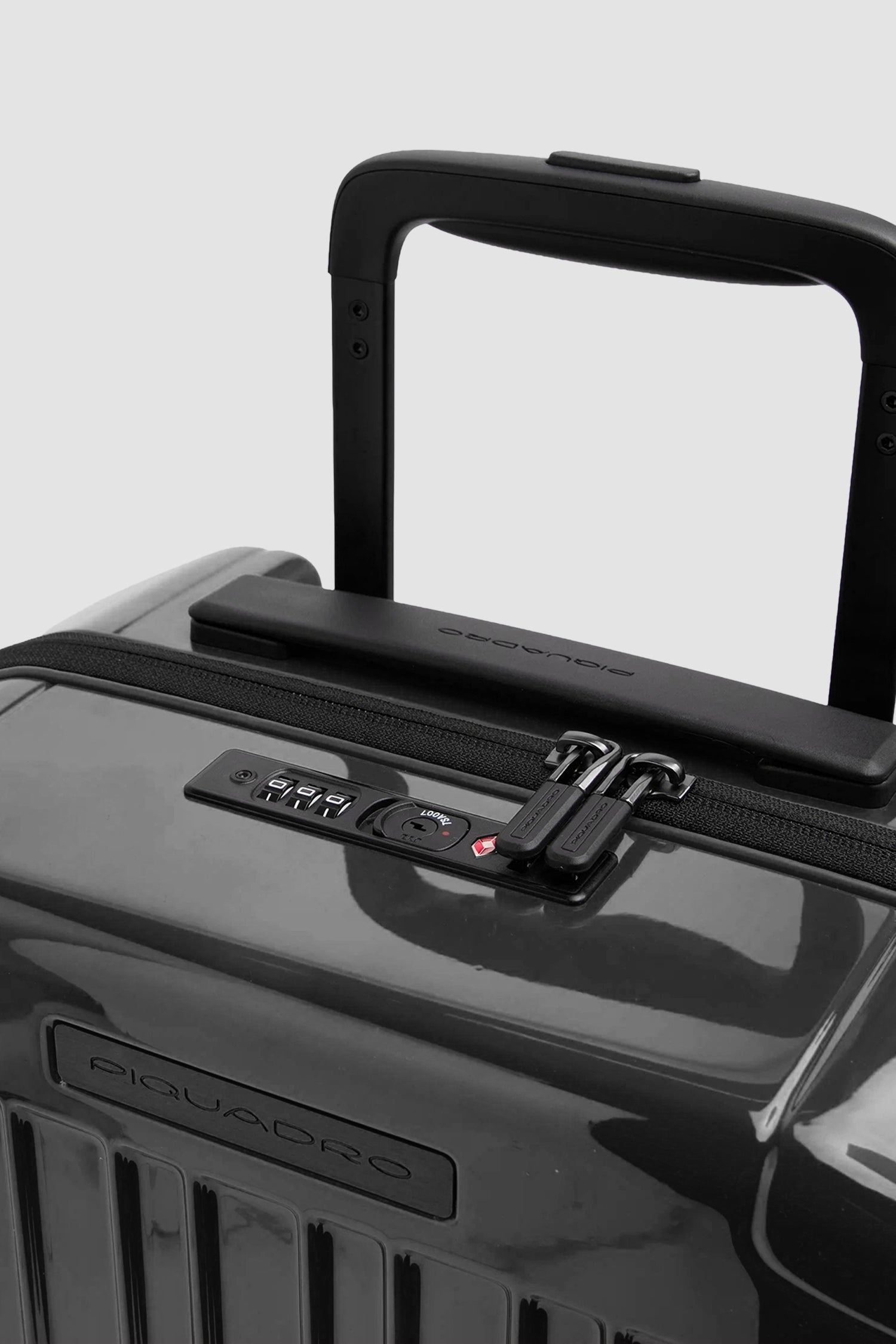 Bagage cabine à roulettes Piquadro noir