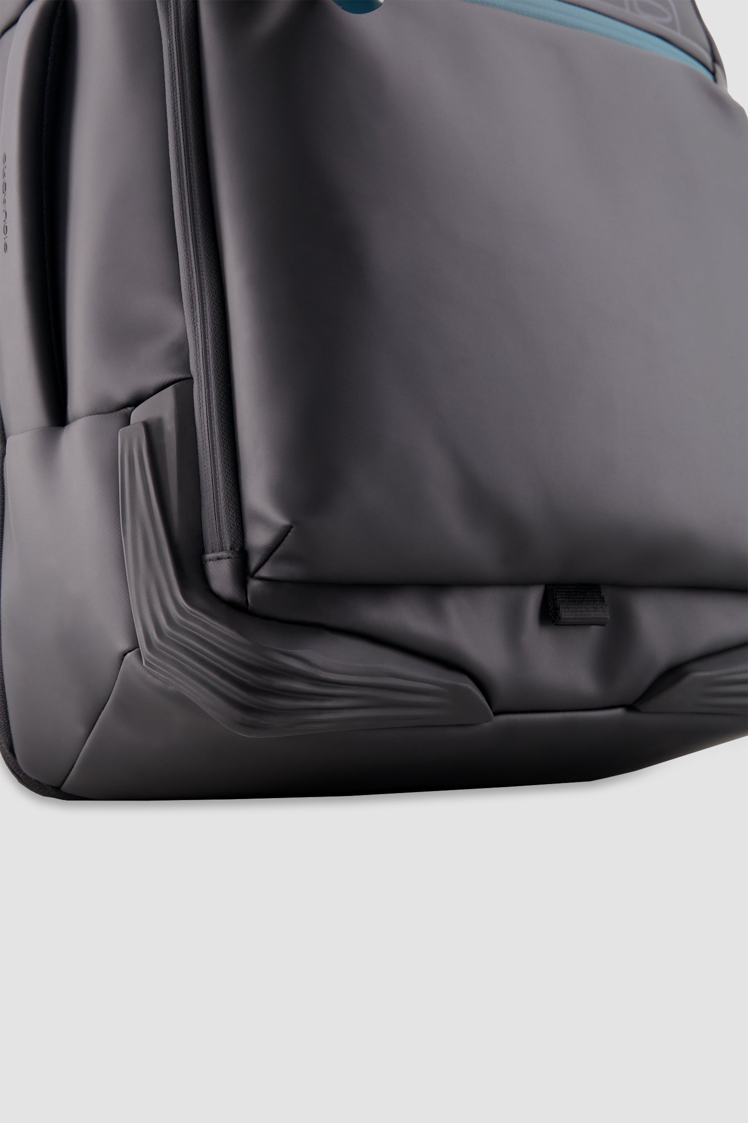 Piquadro Black Travel Laptop Backpack