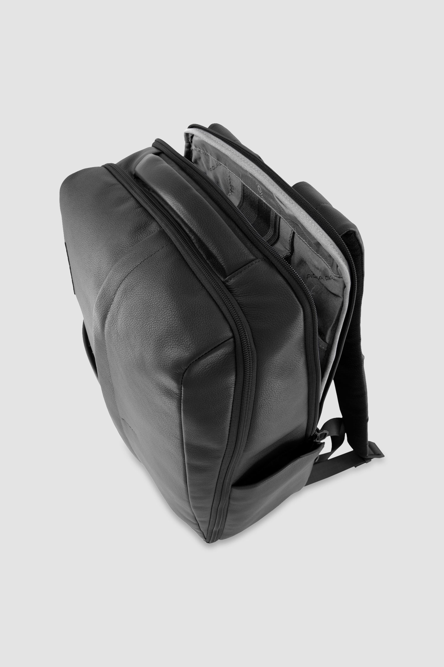 Sac à dos Piquadro noir pour ordinateur portable 14"