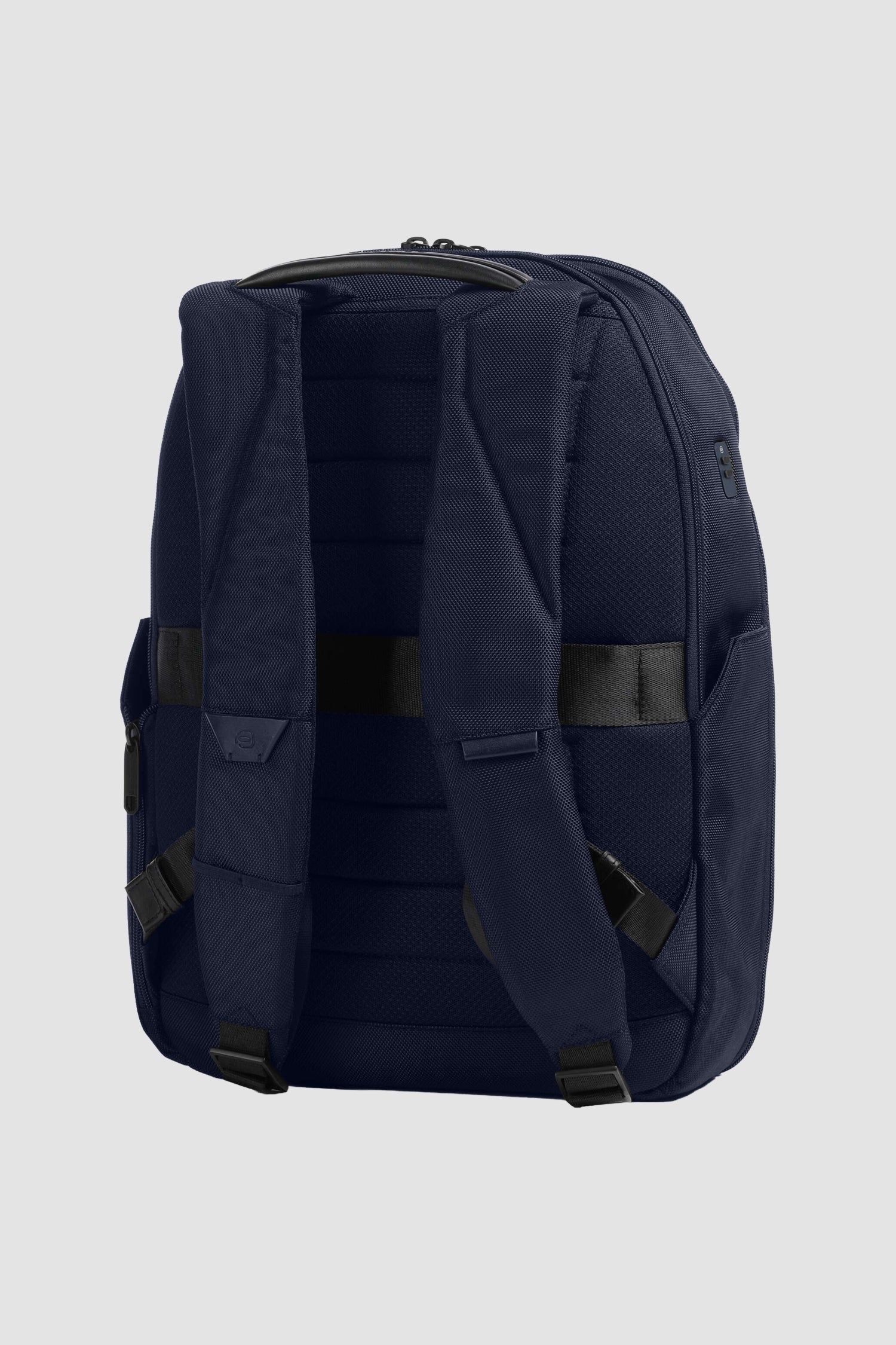 Sac à dos de voyage Piquadro pour ordinateur portable 15,6" en textile recyclé bleu marine