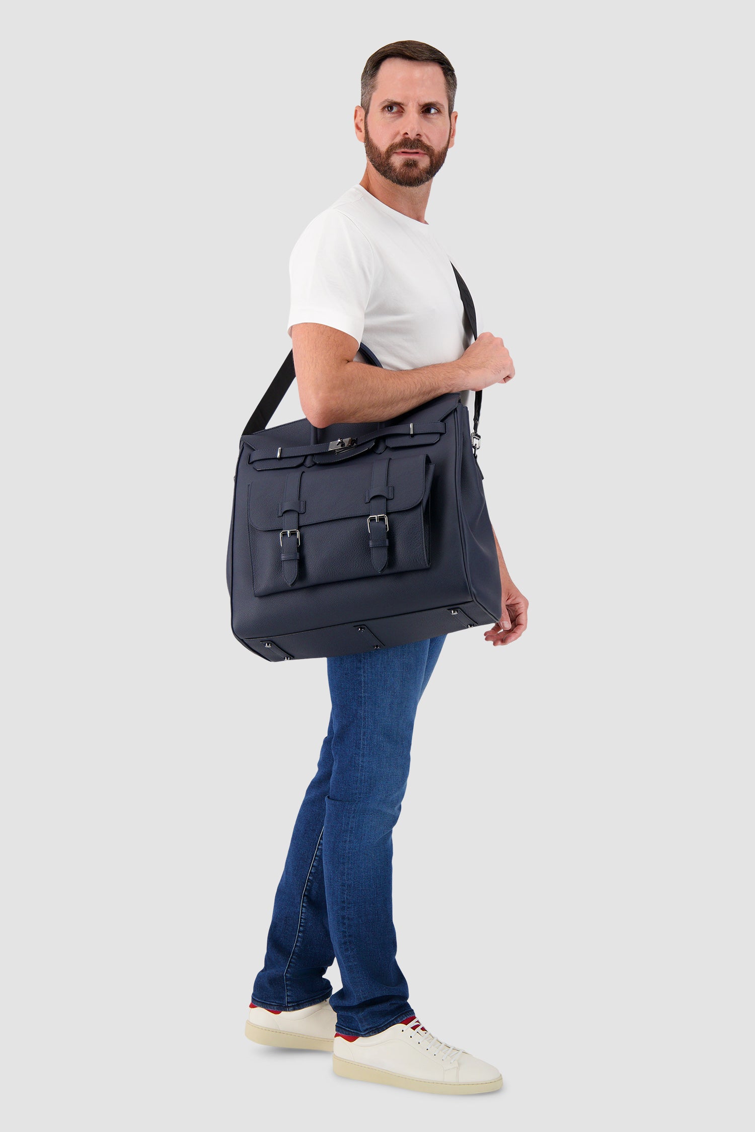 Hettabretz Navy Leather Travel Bag