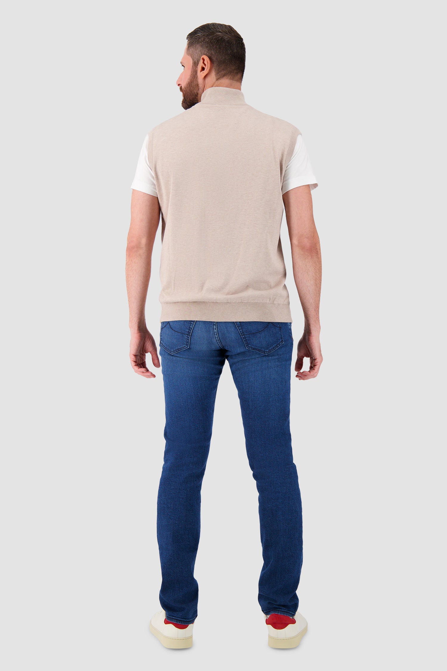 Pashmere Sleeveless Zip Sweater