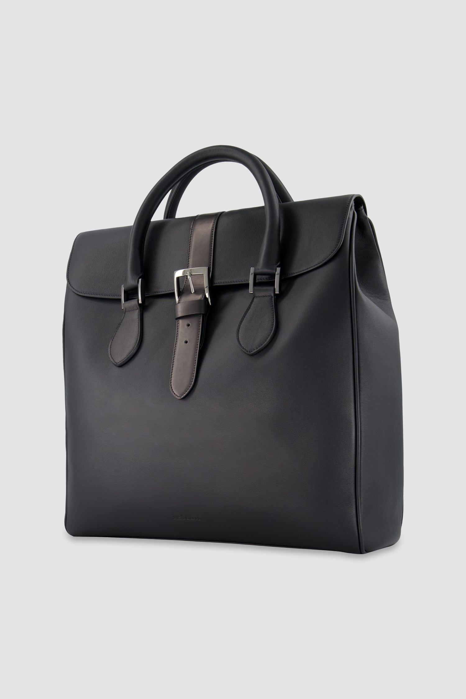 Sac cabas Kiton en cuir de veau noir